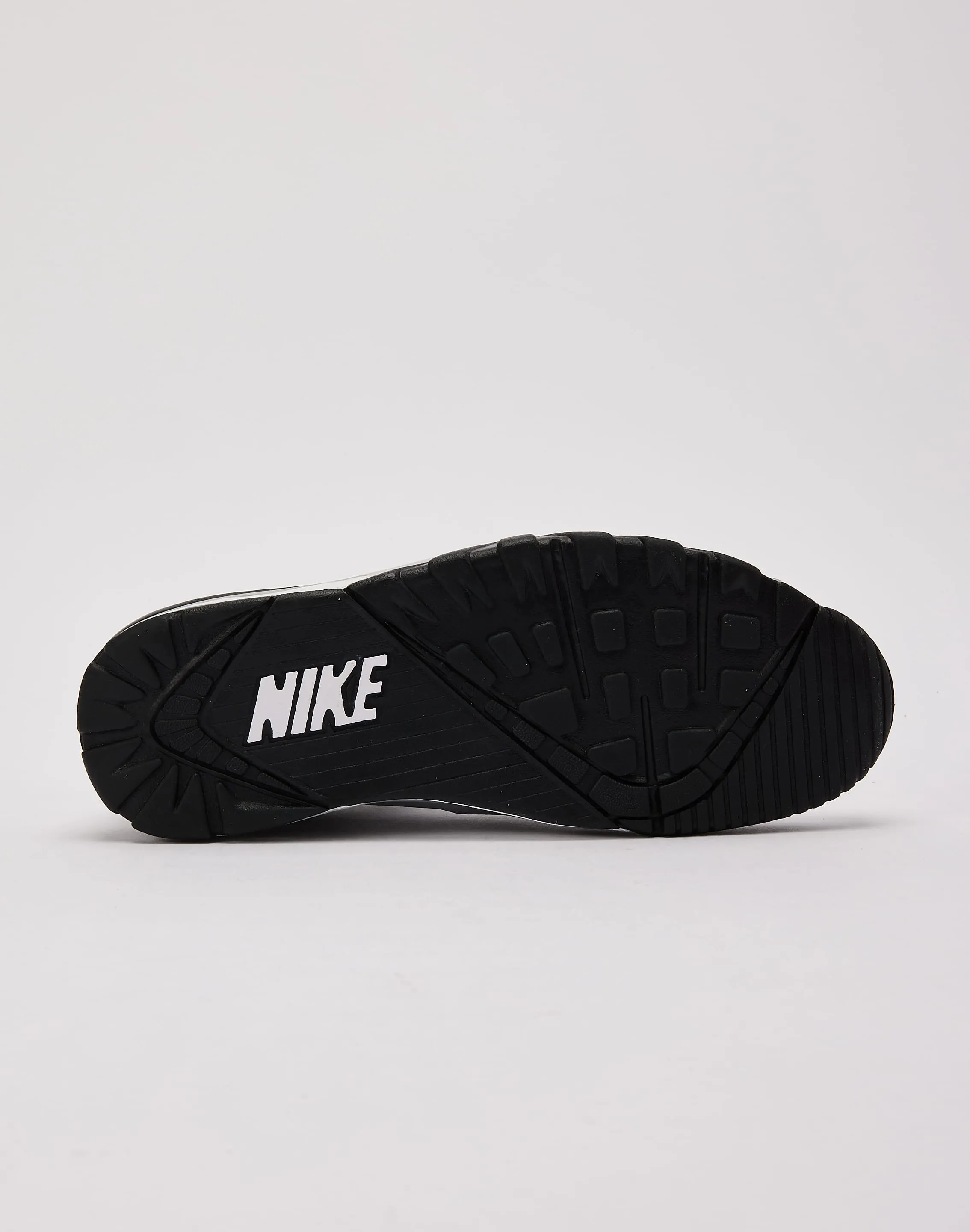 Timeless Design Nike Air Trainer SC High