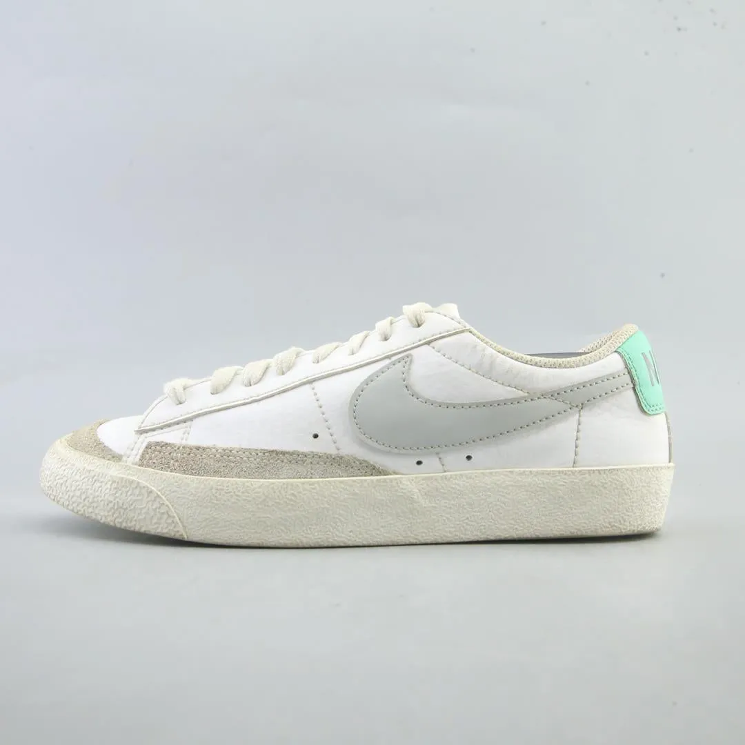 NIKE BLAZER LOW '77 Mobility Flex Cloud Light