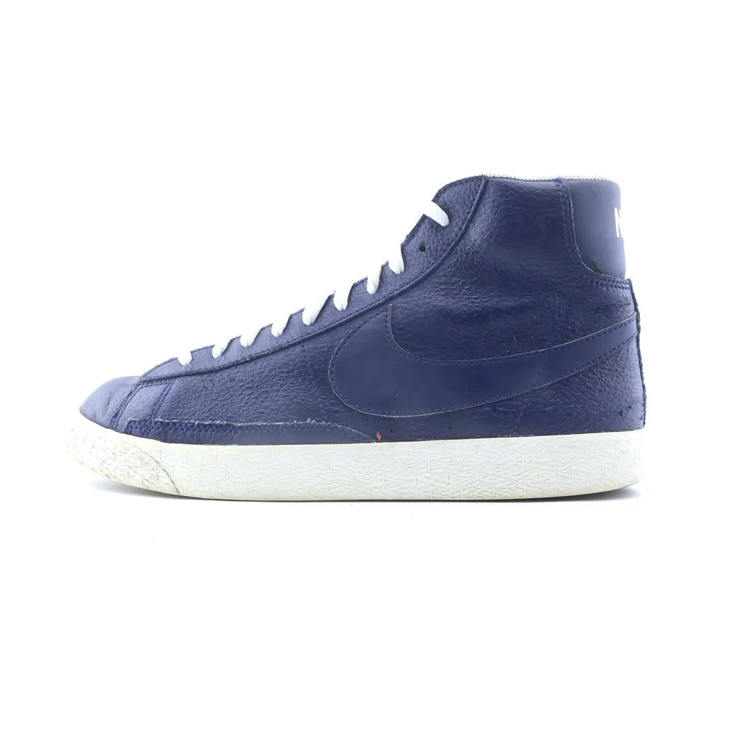 Crisp Look NIKE BLAZER MID