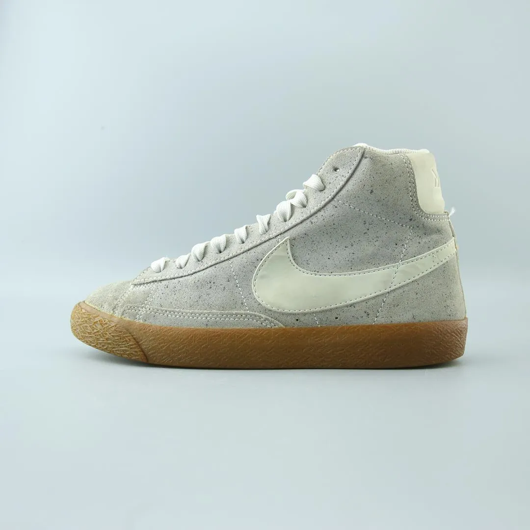 Clean Fit Modern Twist NIKE BLAZER MID