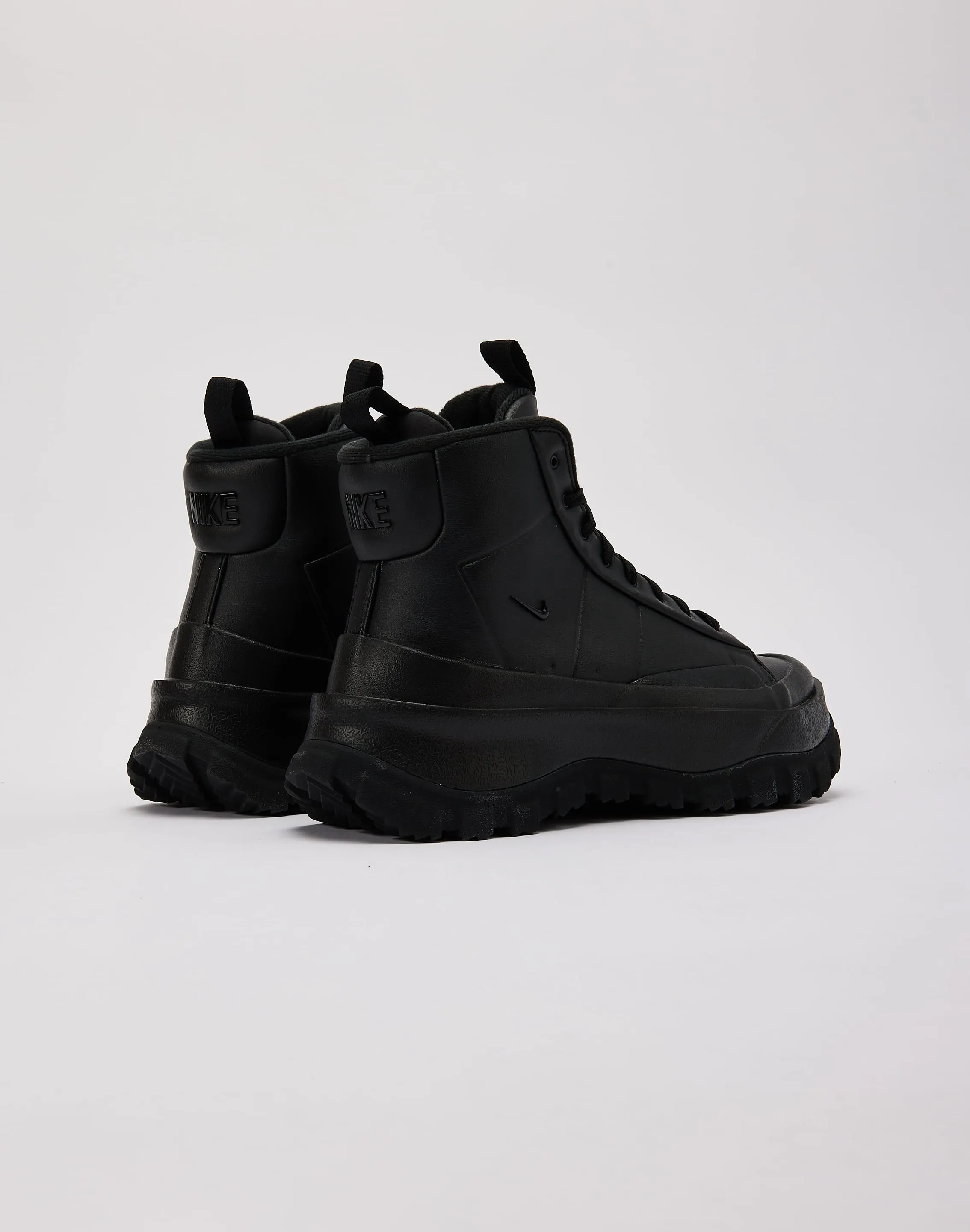 Nike Blazer Roam Mid Thermal Core Hiking Trails