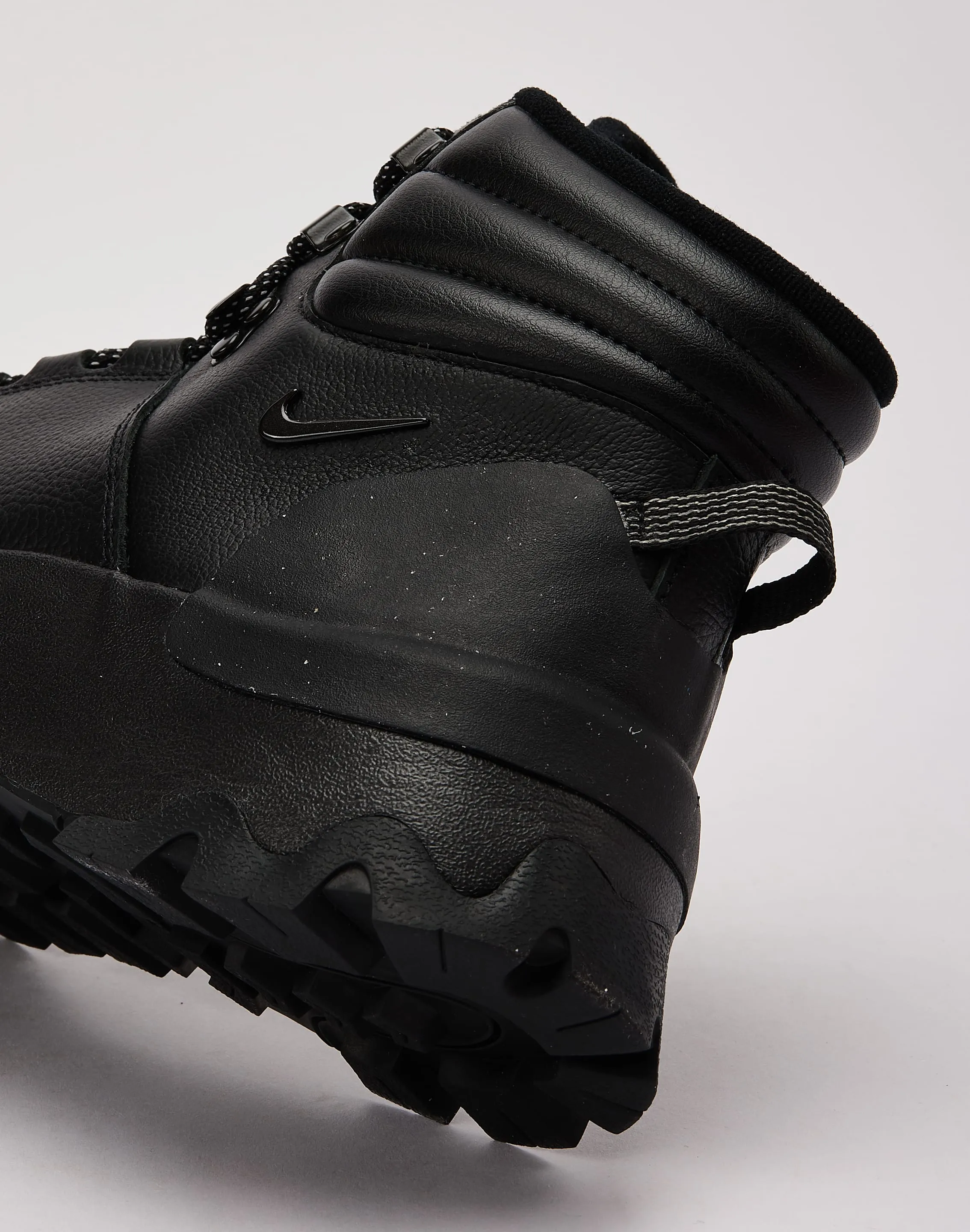 Nike City Classic Premium Waterproof Boots All Day Casual Adventure