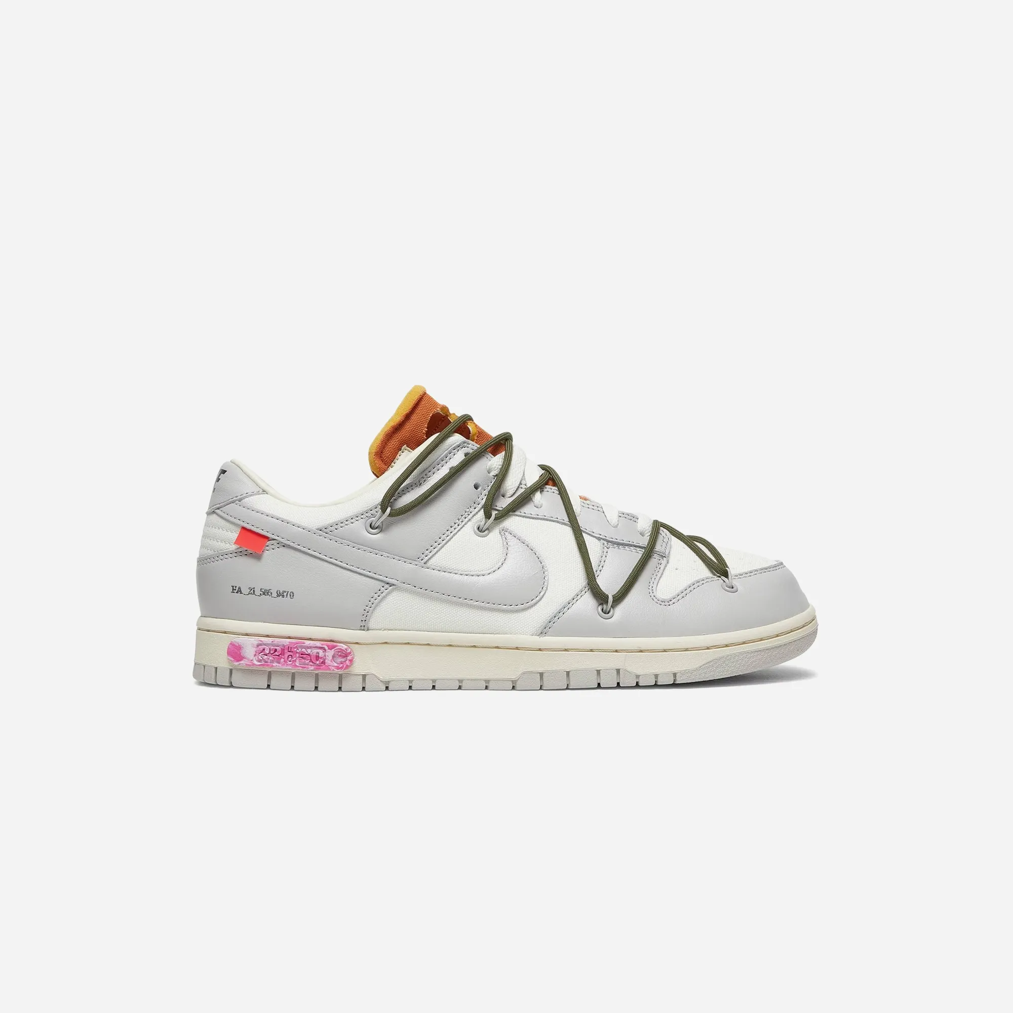 Supportive Traction Nike Dunk Low Off-White Lot 22