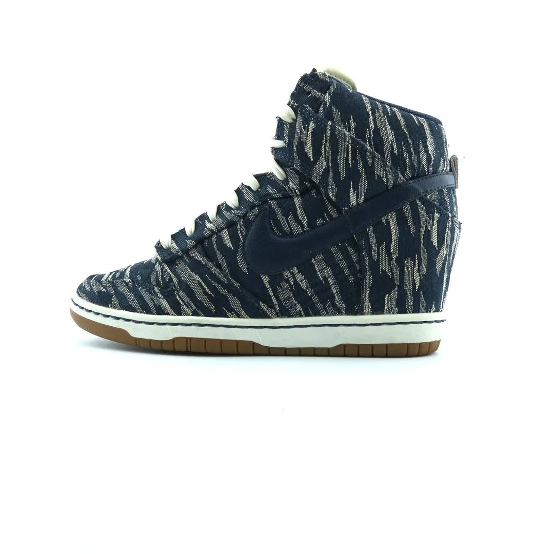Heavy Walk All Matching NIKE DUNK SKY HI
