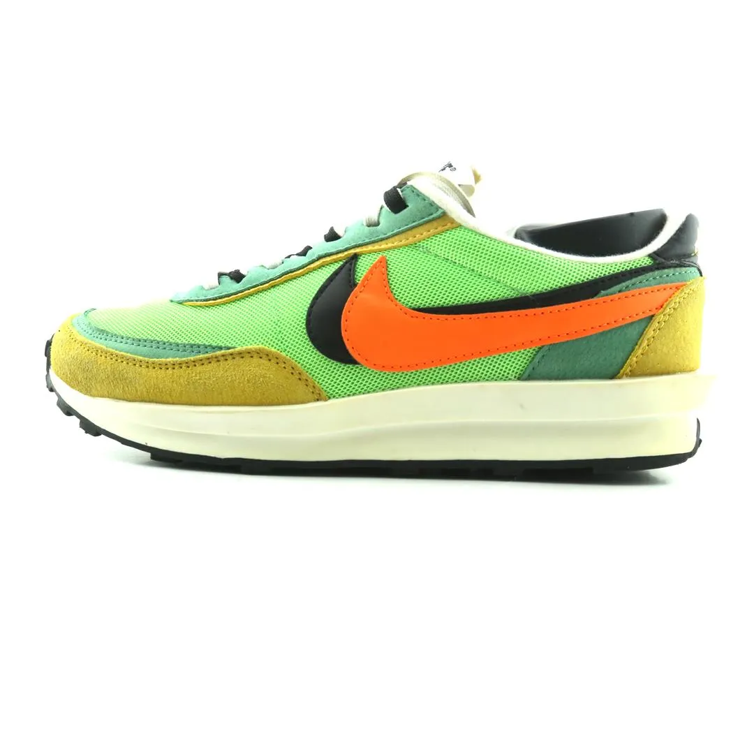 Smooth Support Functional Day NIKE  LD WAFFLE