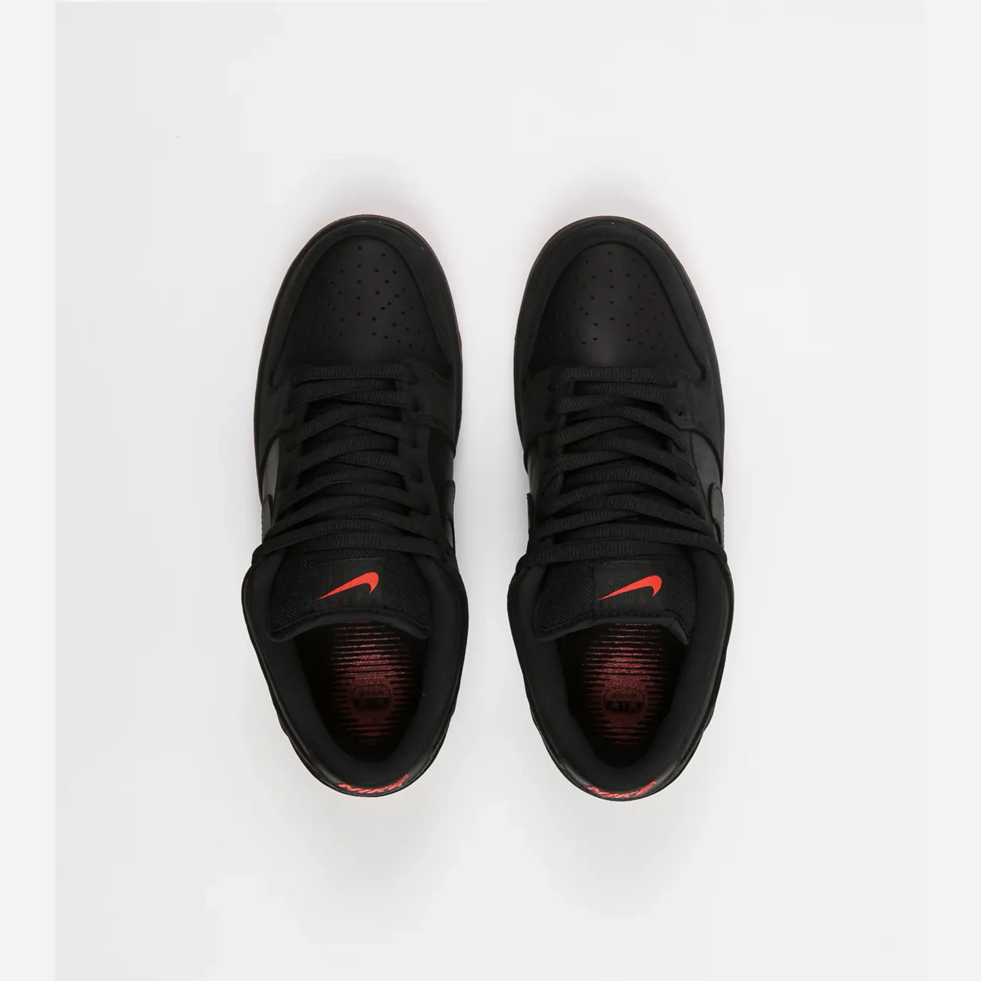 Nike SB Dunk Low Black Pigeon Black Black-Sienna Stylish grip