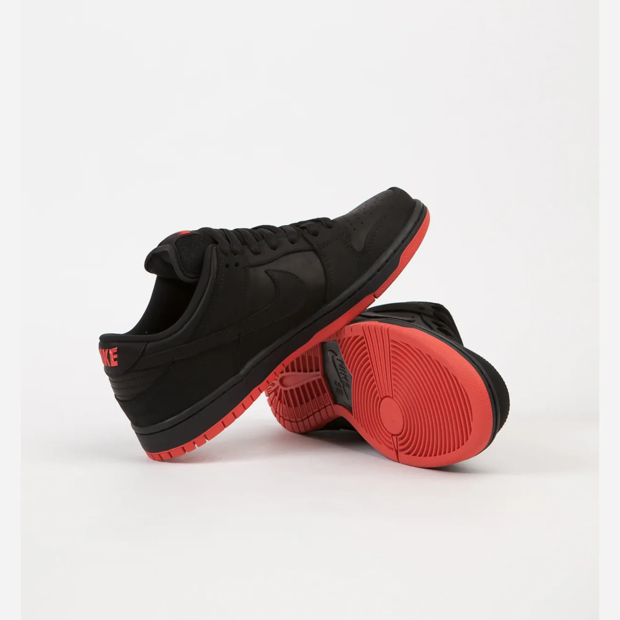 Nike SB Dunk Low Black Pigeon Black Black-Sienna Steady Grip Lightweight Ethylene Vinyl Acetate
