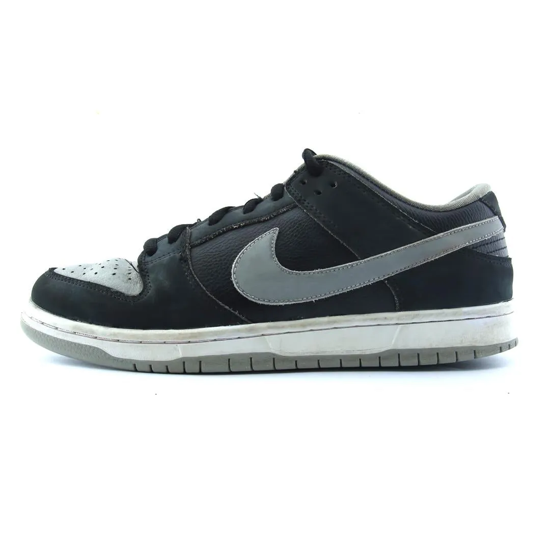 Walk With Ease NIKE SB DUNK LOW