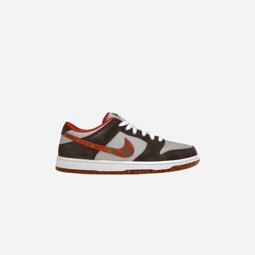 NIKE SB DUNK LOW CRUSHED D.C. ventilation channels Dual Density Insole