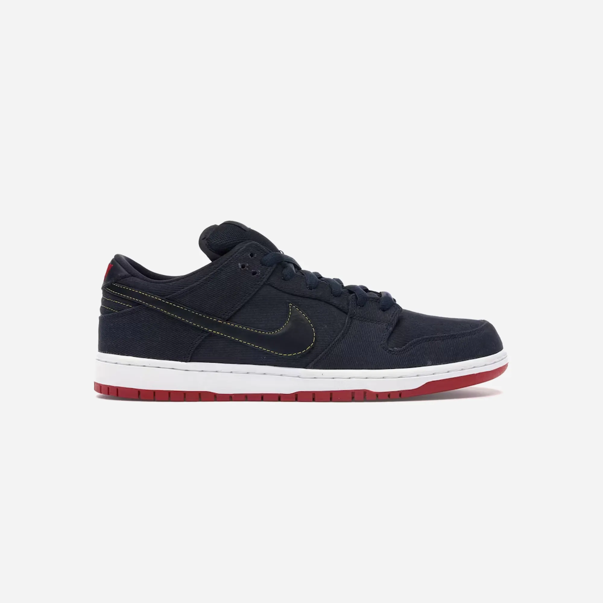 Nike SB Dunk Low Levi's Blue Denim Lace Up Closure System Contoured Sole