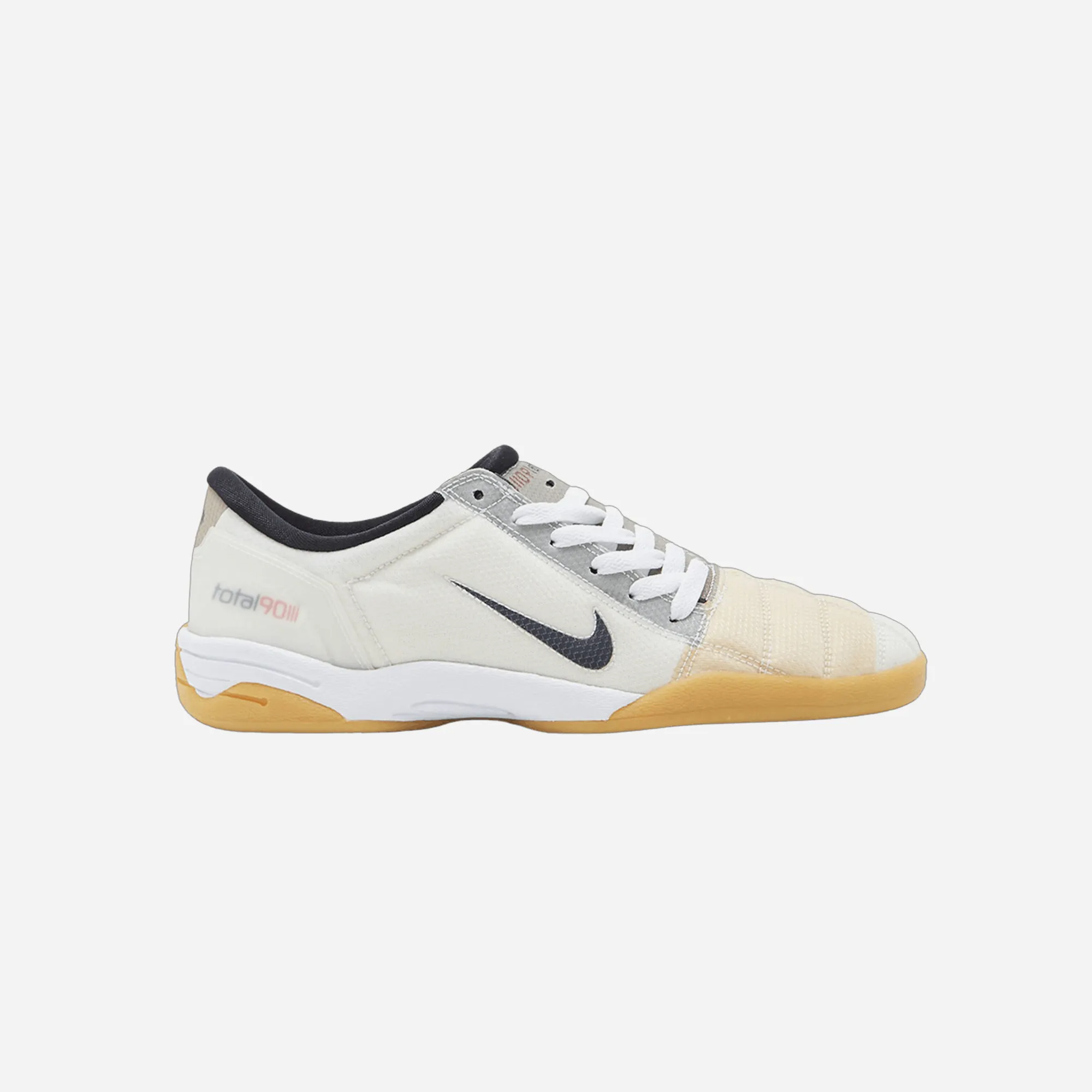 Lifestyle Athlete Easy Styling Nike Total 90 3 SP White Black Gum