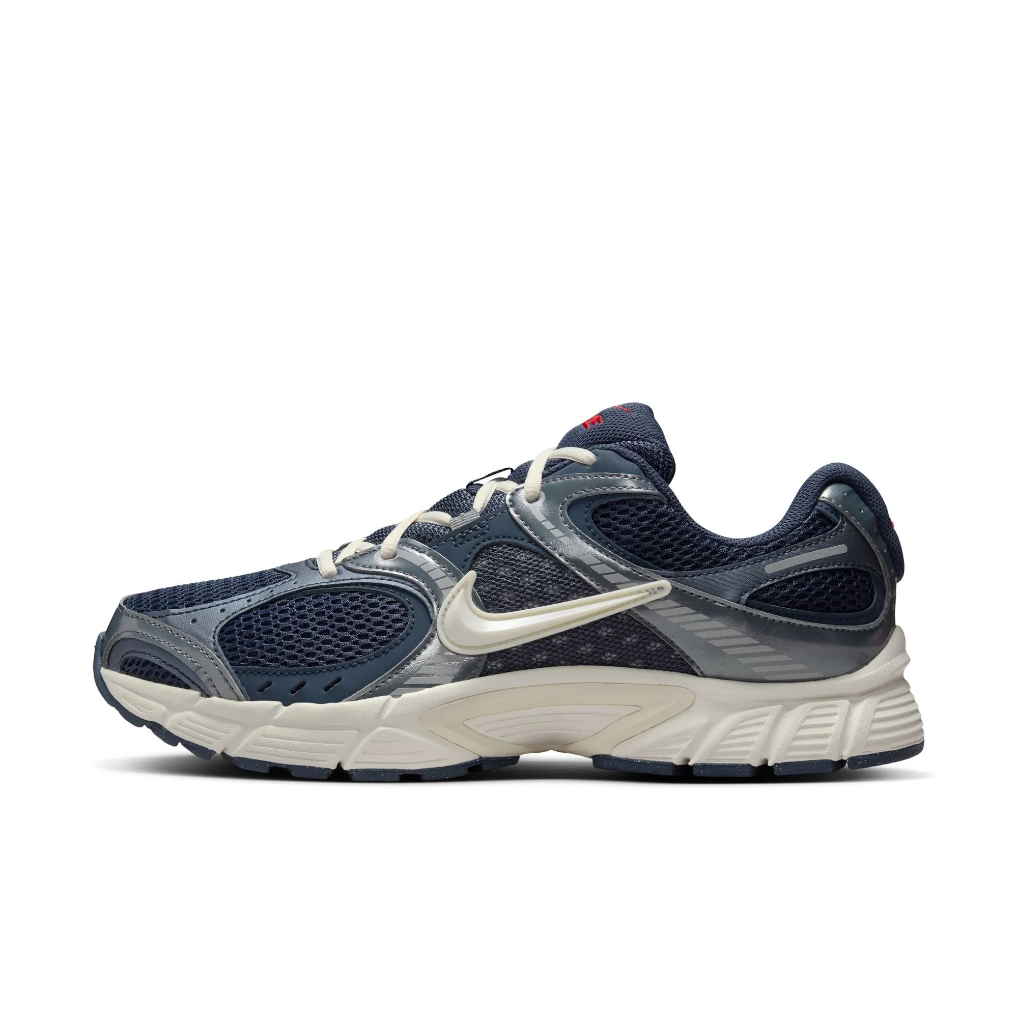 Nike V5 RNR Chic Fit Anti Odor Outdoor Explorers