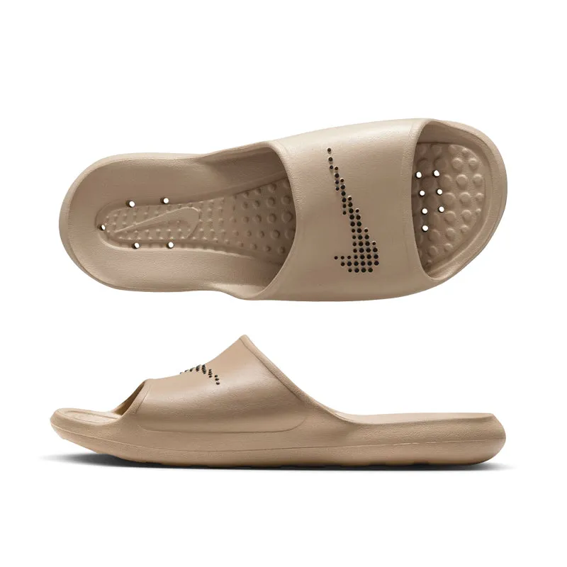 Chic Fit NIKE VICTORI ONE SHOWER SLIDE