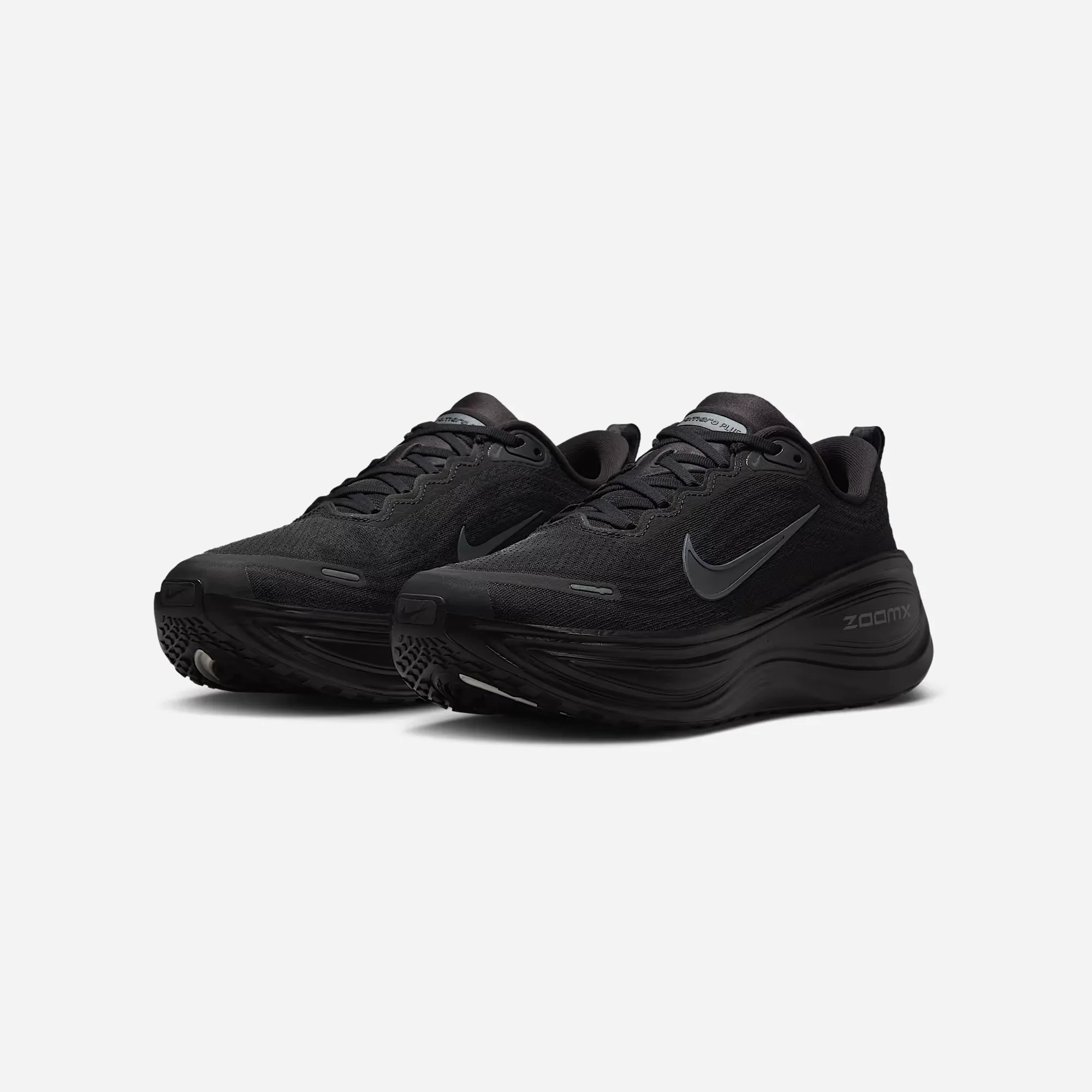 Unstructured Look Adaptive Fit Technology Nike Vomero Plus Black/Metallic Dark Grey/Cool Grey/Dark Smoke Grey