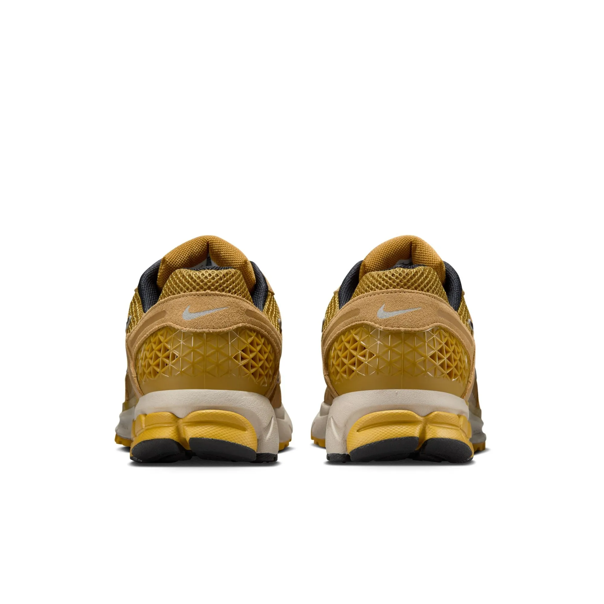 Modern Bold Travel Must Nike Zoom Vomero 5