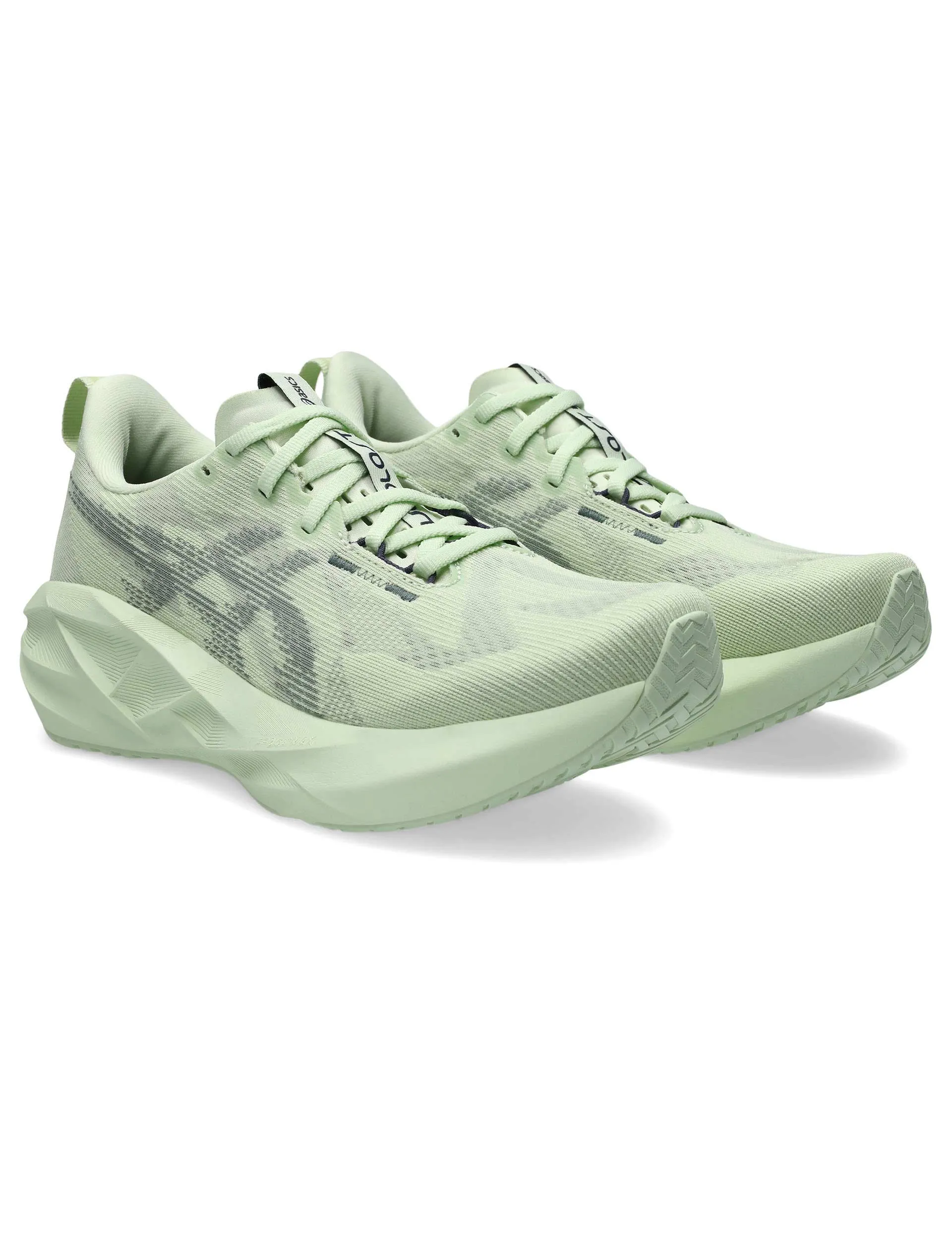 Novablast 5 - Whisper Green/Monument Blue Work Comfort Chic Comfort