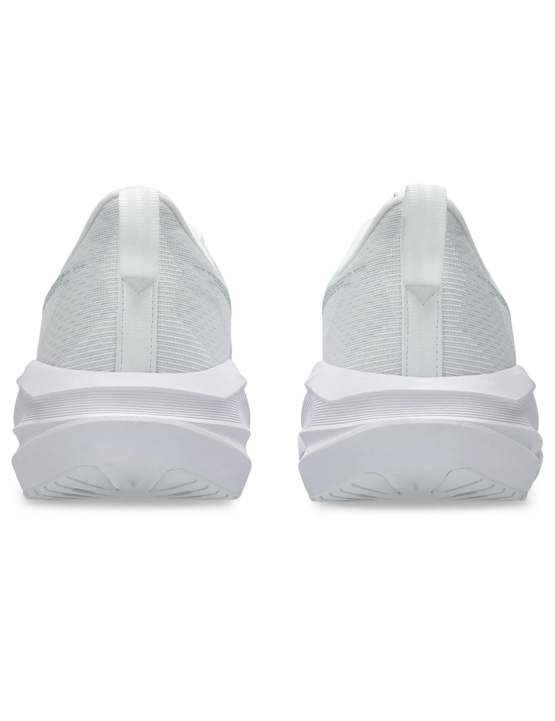 Outdoor Wear Novablast 5 - White/Piedmont Grey