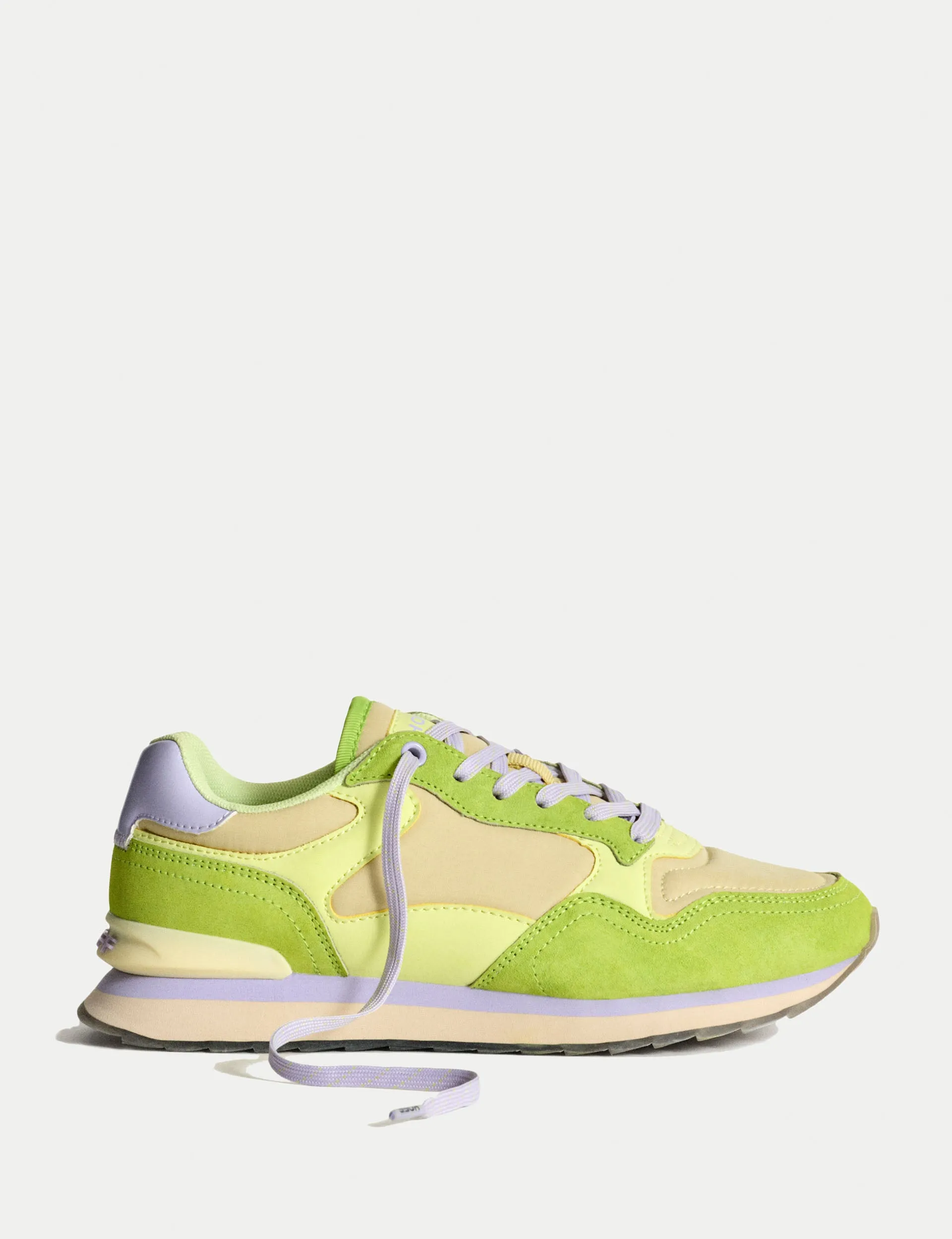 City - Kathmandu Summer Walks comfort features