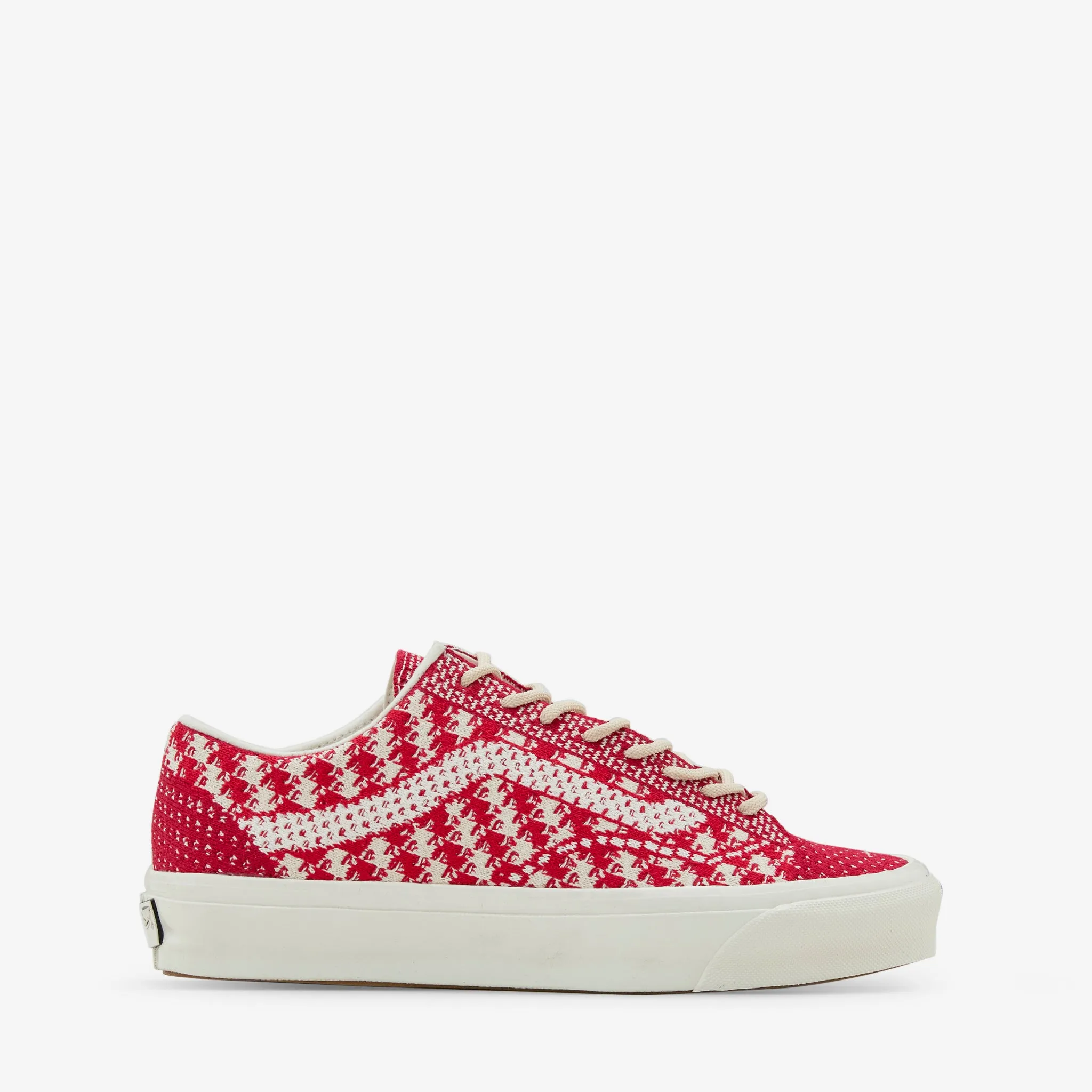 Old Skool 36 Chilli Pepper | Dove Heavy Walk Star Jog