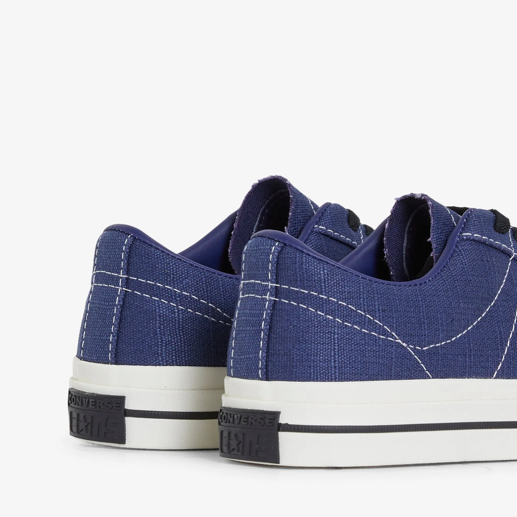 All-weather look One Star Pro Low Uncharted Waters | Egret | Black