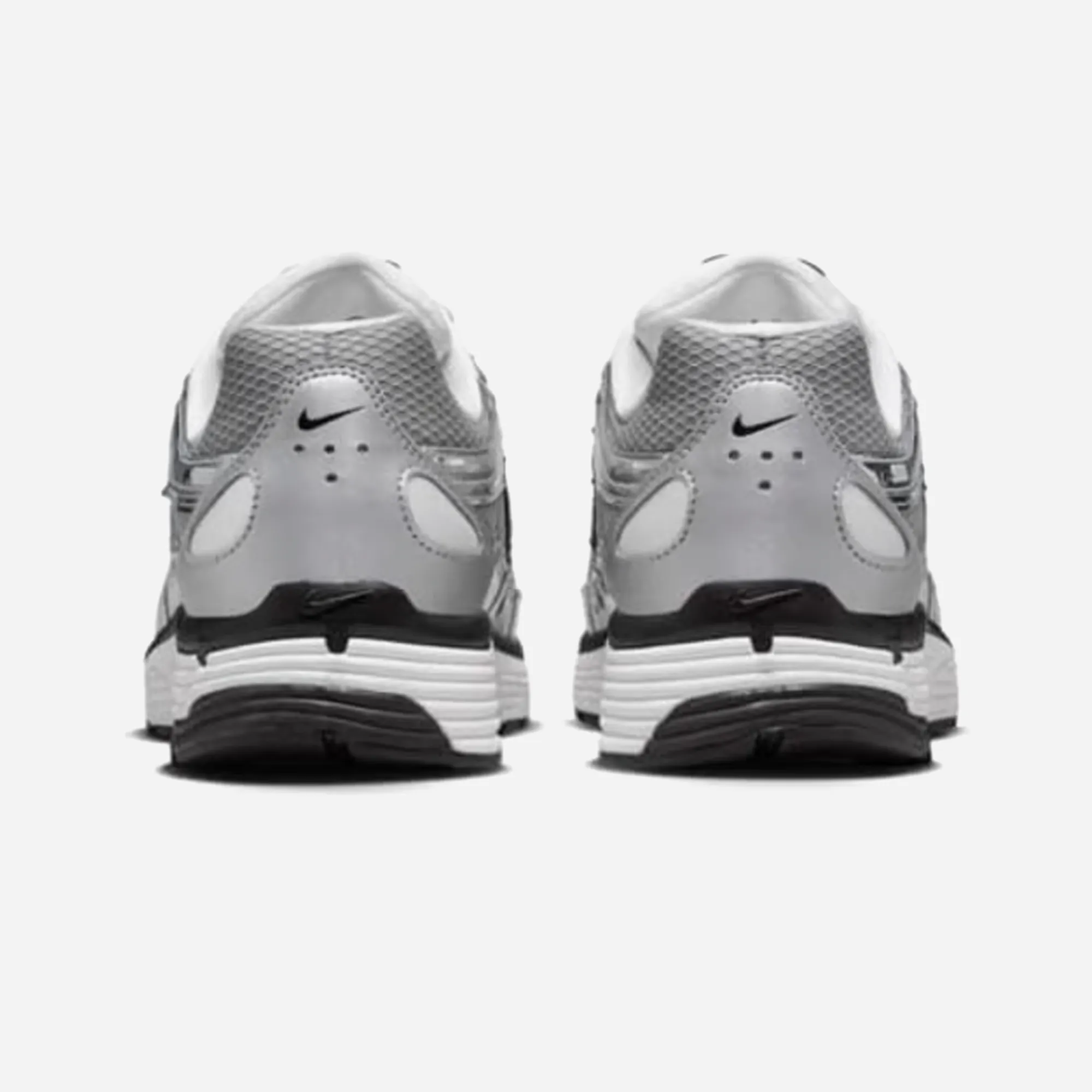 AdjustableStrap Nike P-6000 Metallic Silver