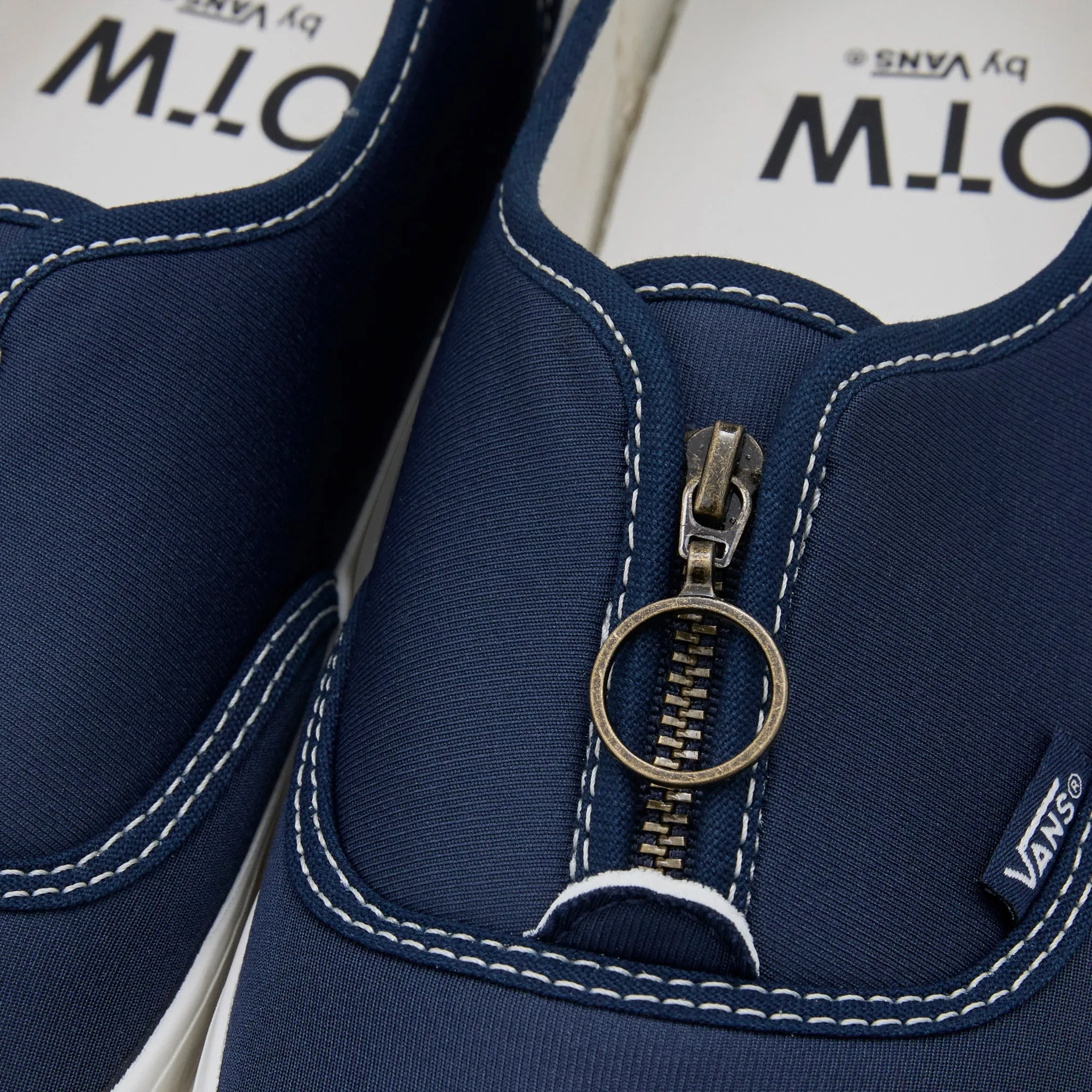 Urban Friendly hot climate OTW Authentic Zip Vibram Dress Blues