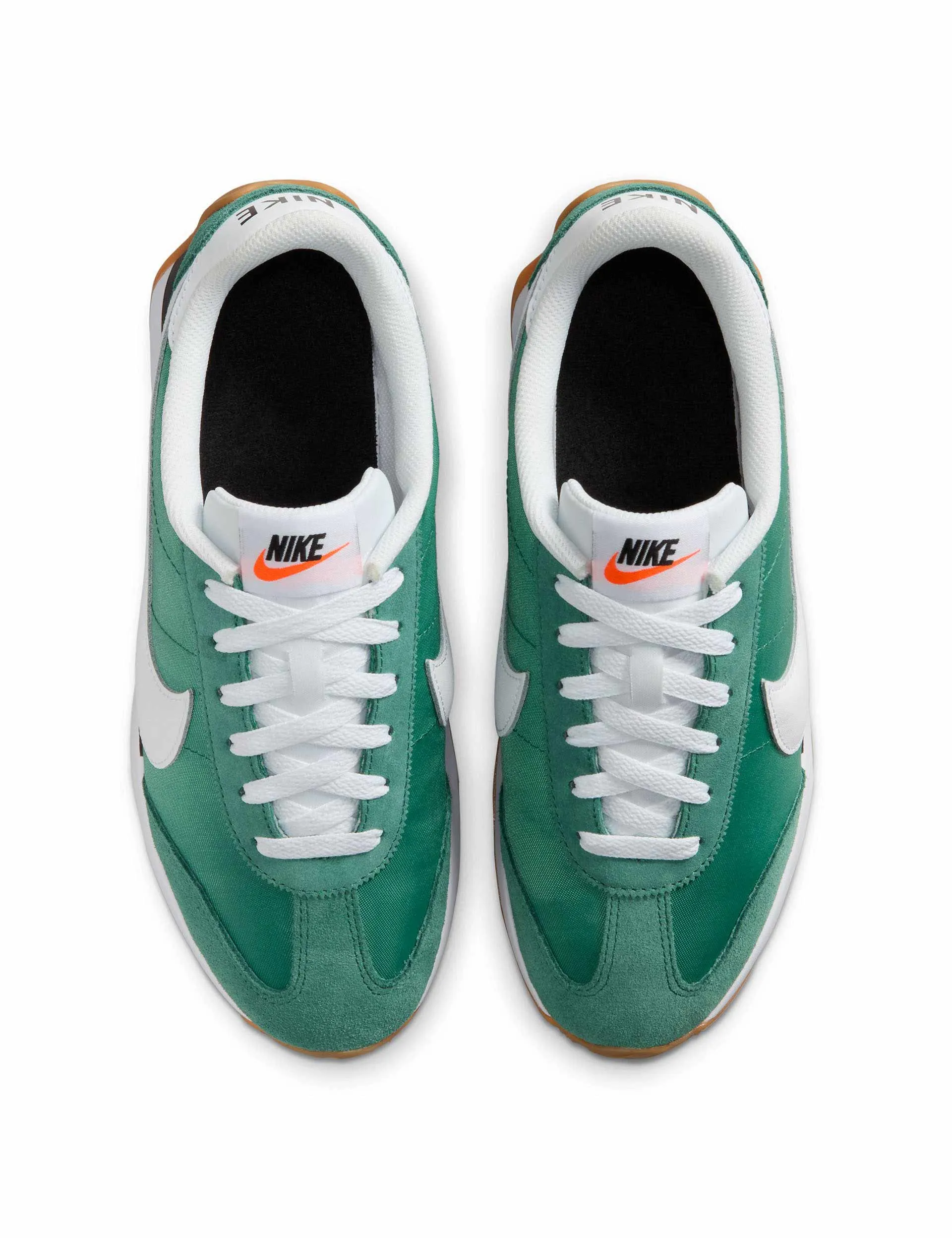 Flexible   outsole Pacific Shoes - Evergreen Aura/White/Black/Total Orange
