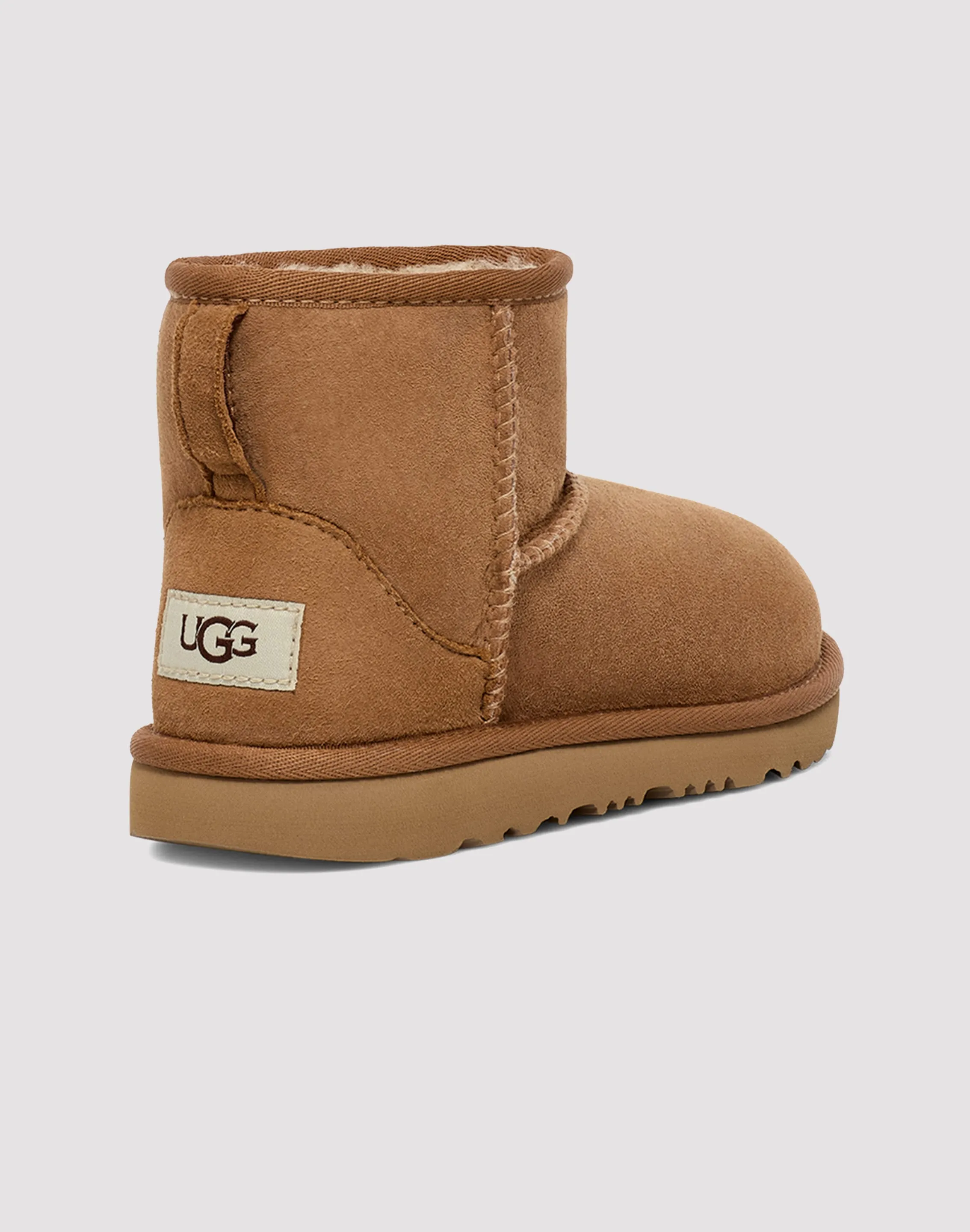 Vacation Fit UGG Classic Mini II Toddler Girls' "Chestnut" Boot