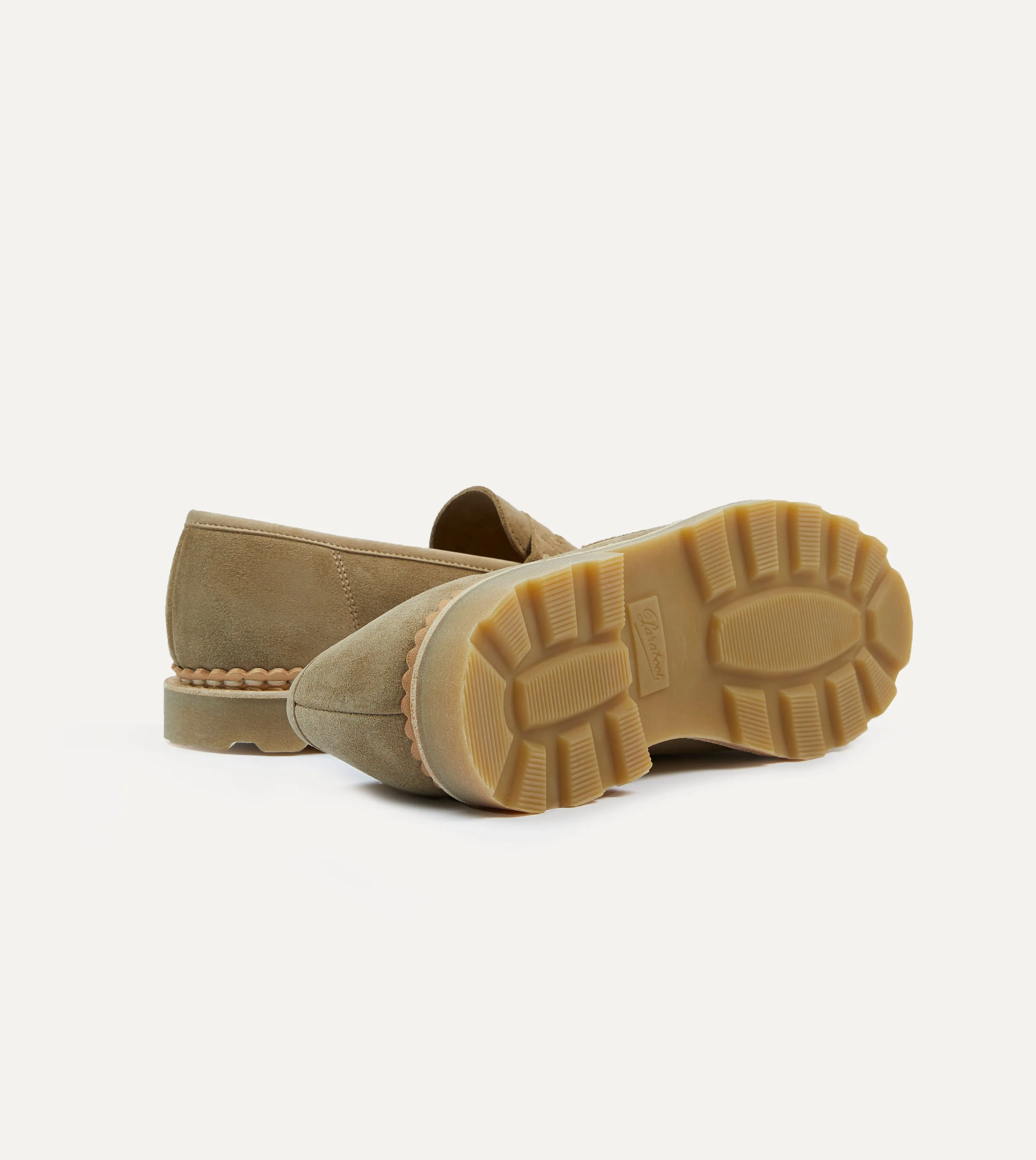 tennis players' agility Paraboot Nantes Sand Suede Loafer