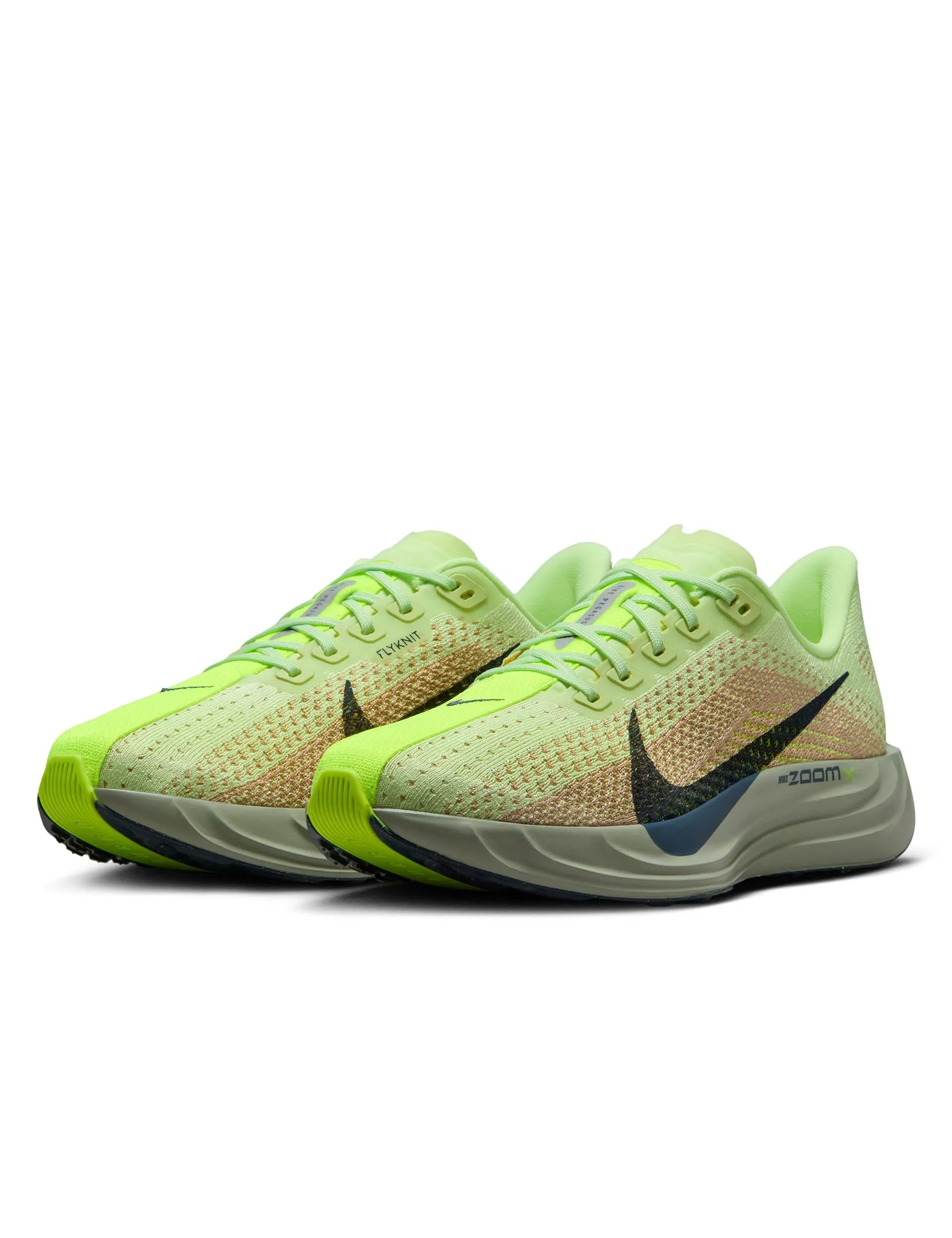Pegasus Plus Shoes - Barely Volt/Armory Navy/Sesame HookAndLoopClosure Comfort Boost