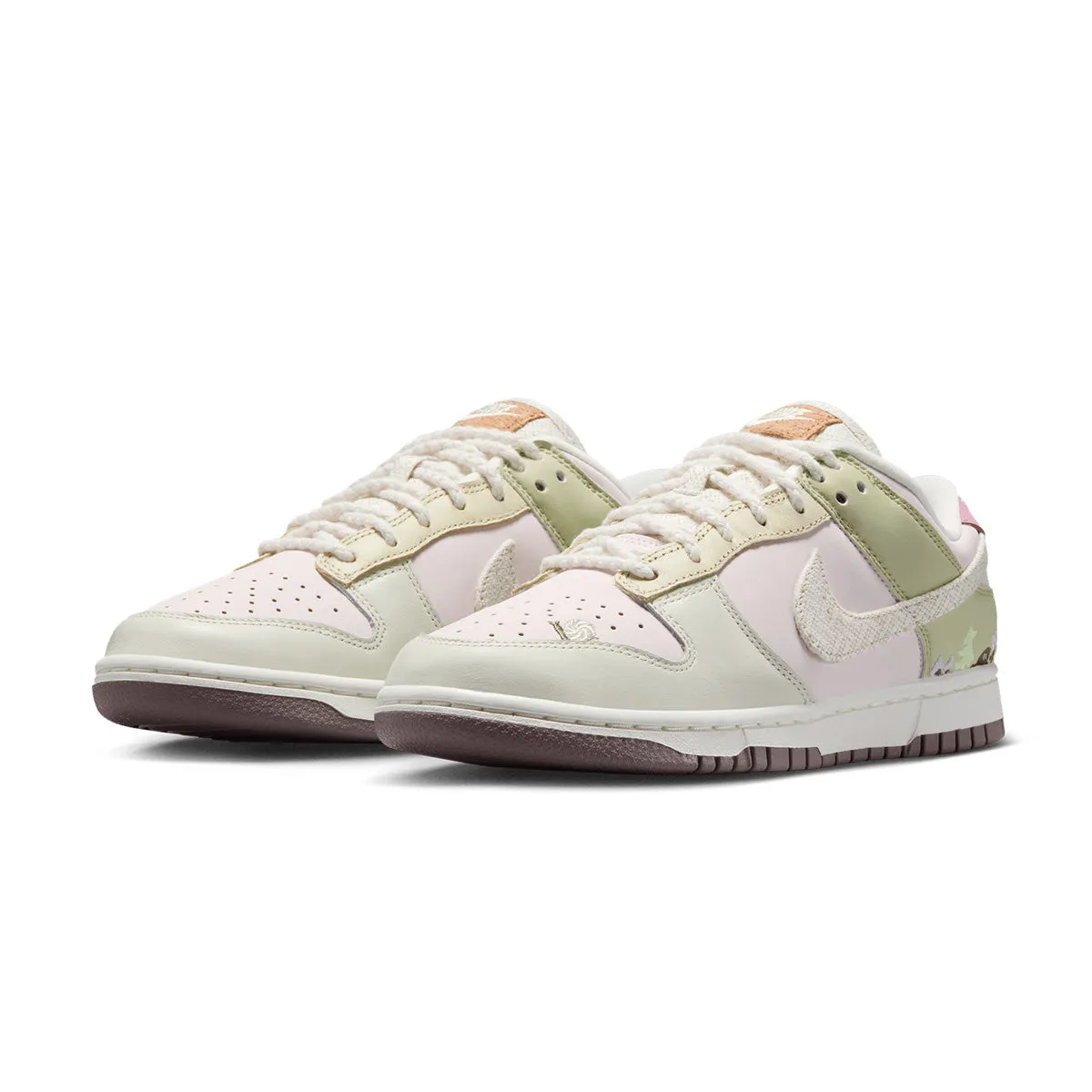 Wmns Dunk Low LX 'Mushroom' Stylish Dive Gear