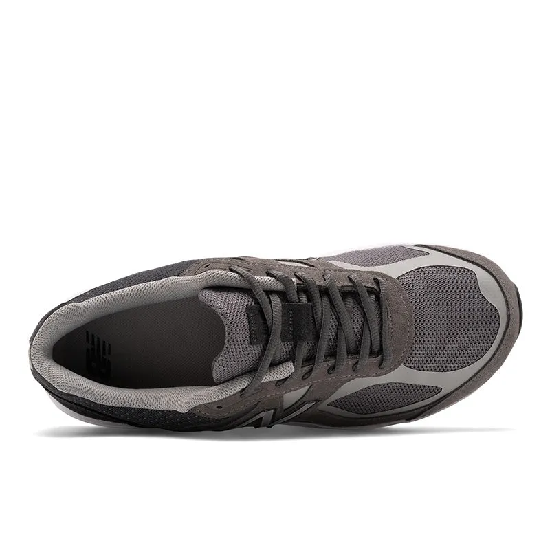 1540v3 - Grey with Black - Men's soft - sole - feature shoes road runner shoes