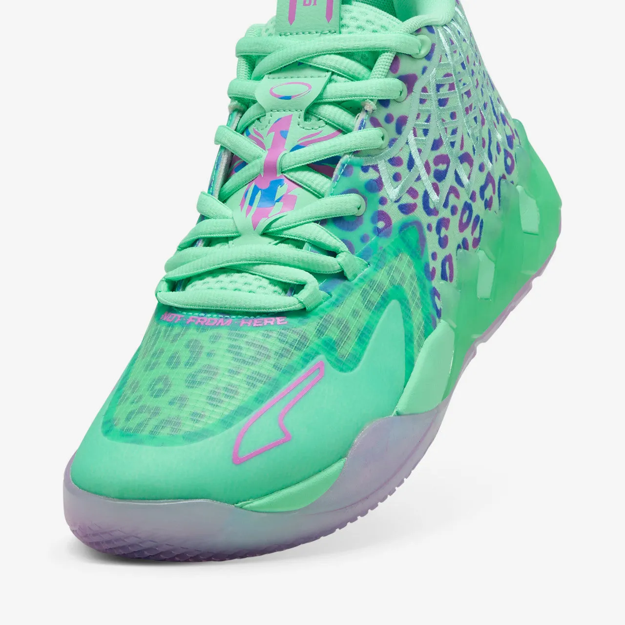 MB.01 Alien Safari FlexibleMidsole Compression Cushioning