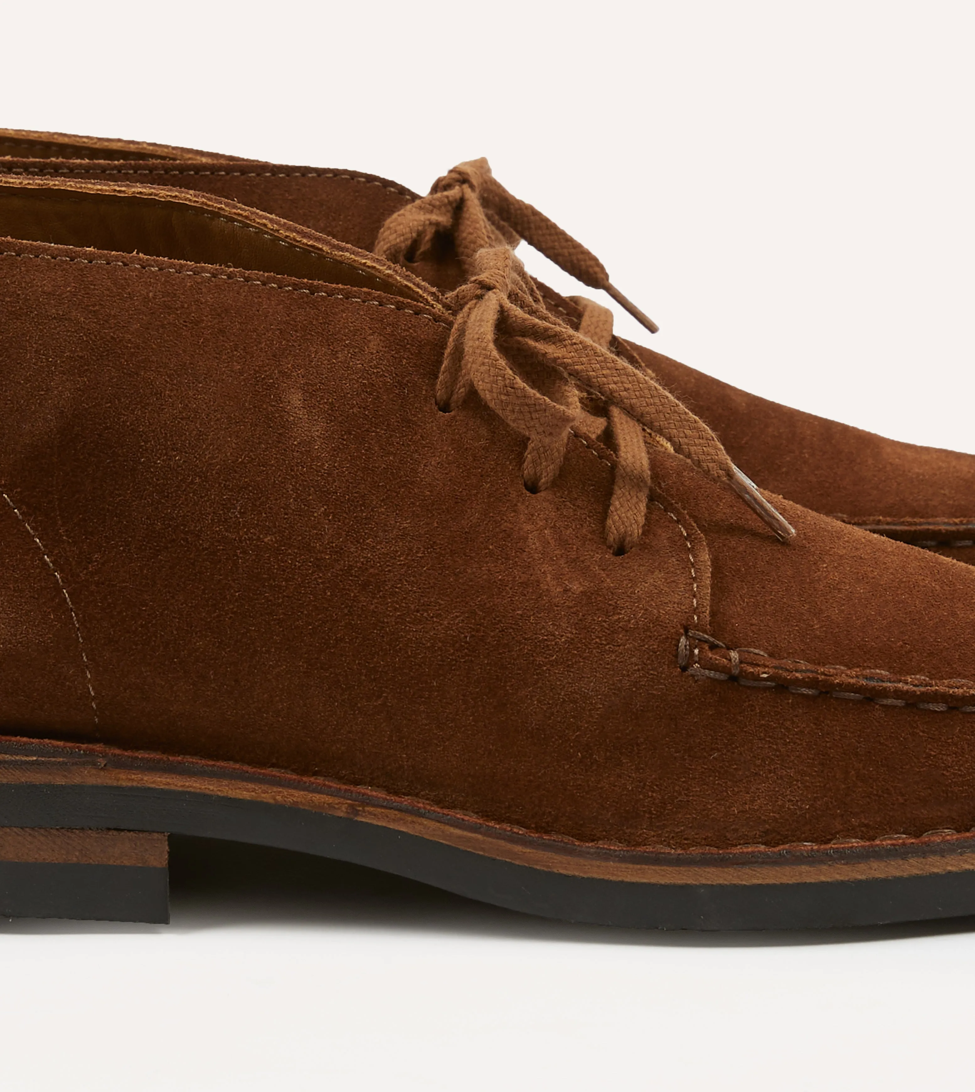 Statement flair Crosby Moc-Toe Chukka Boot Light Brown Roughout Suede with Rubber Sole
