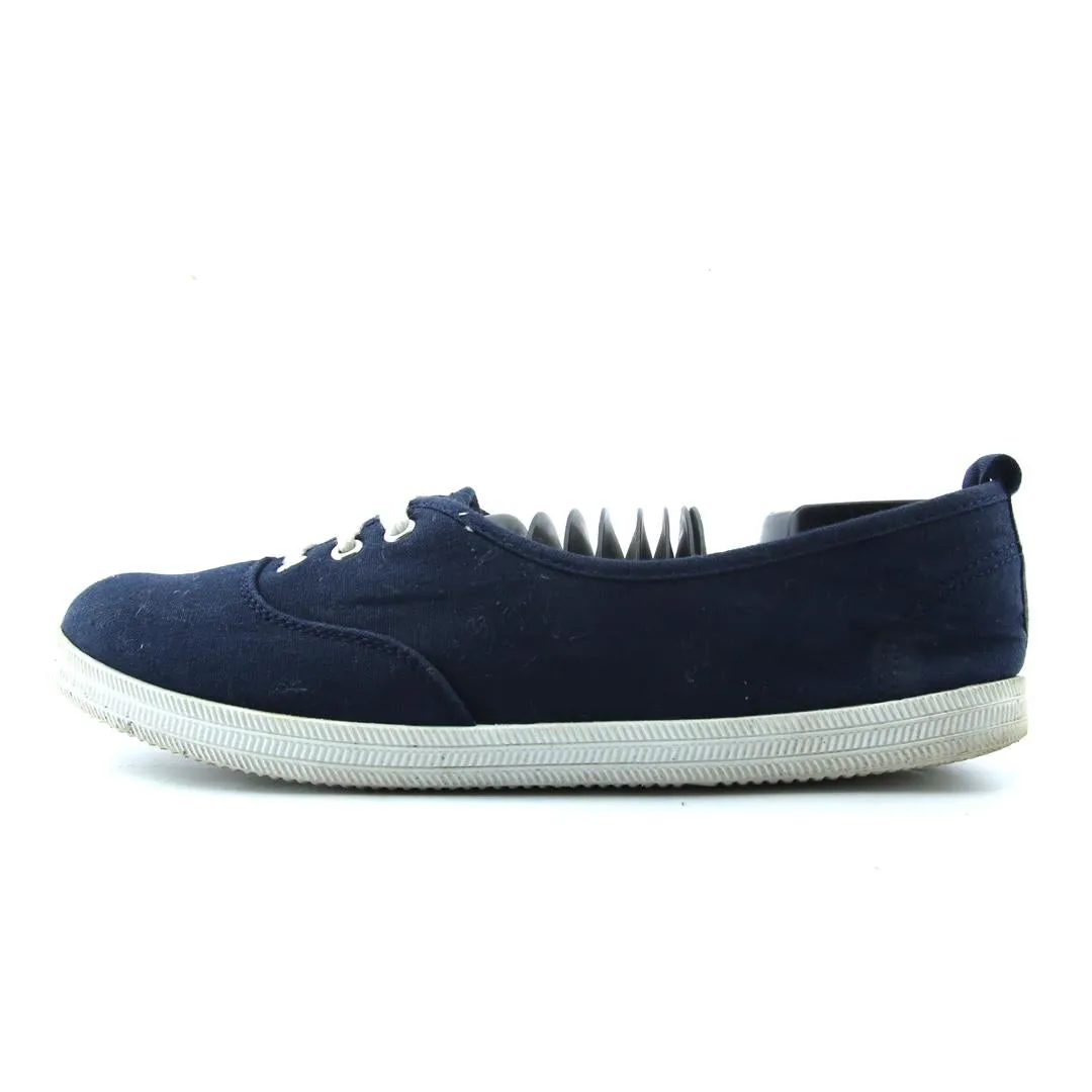 AMERICAN BRAND . Peak Path Versatile Style
