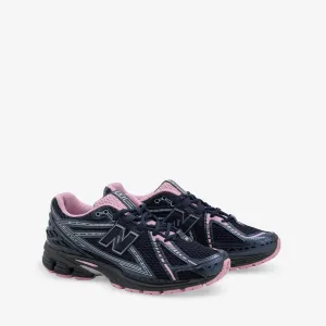 1906R Eclipse | Pink Taffy | Black Cement Heat Hike