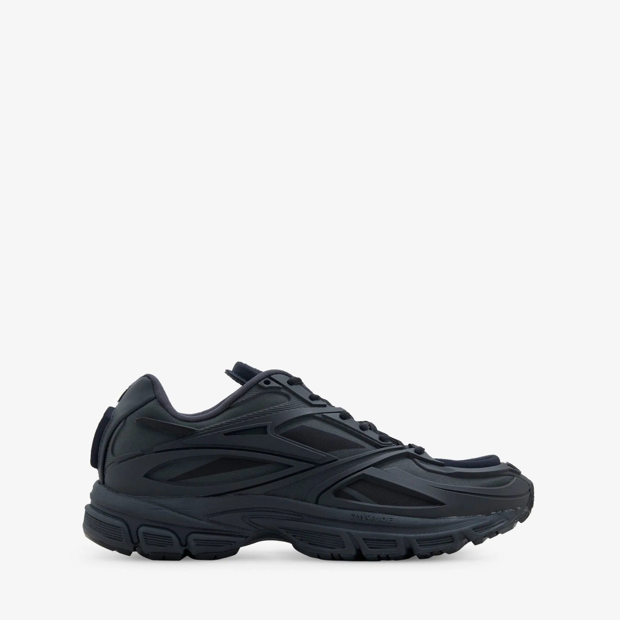 Premier Road Modern Black Tunnel Trek All Outfits