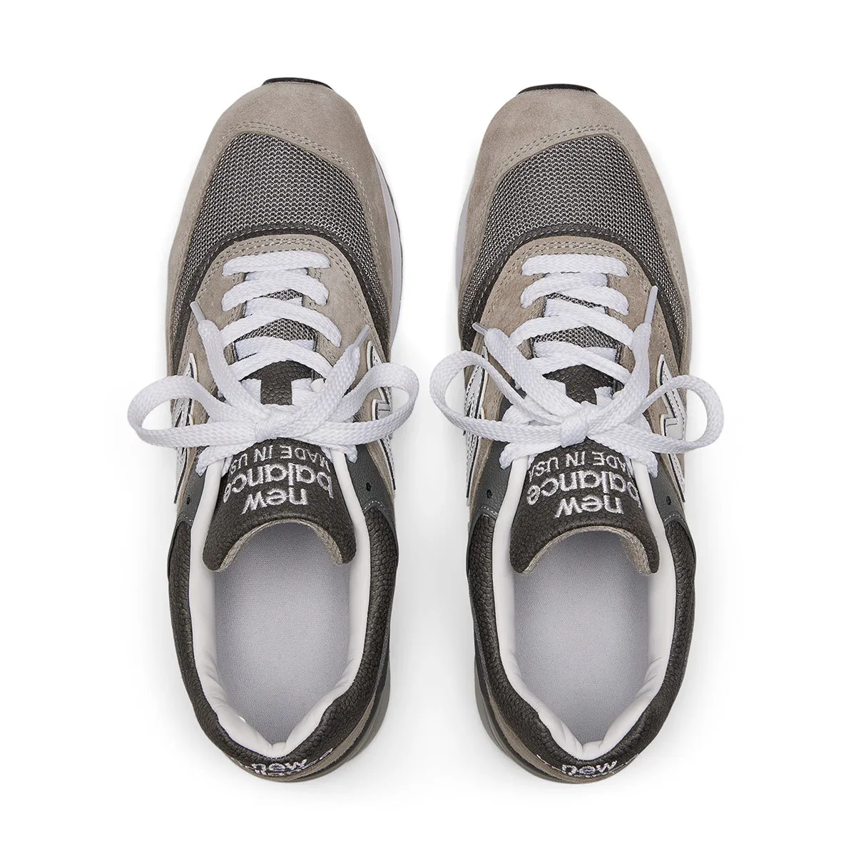 in USA 997 'Grey' Velvet Rich Walking