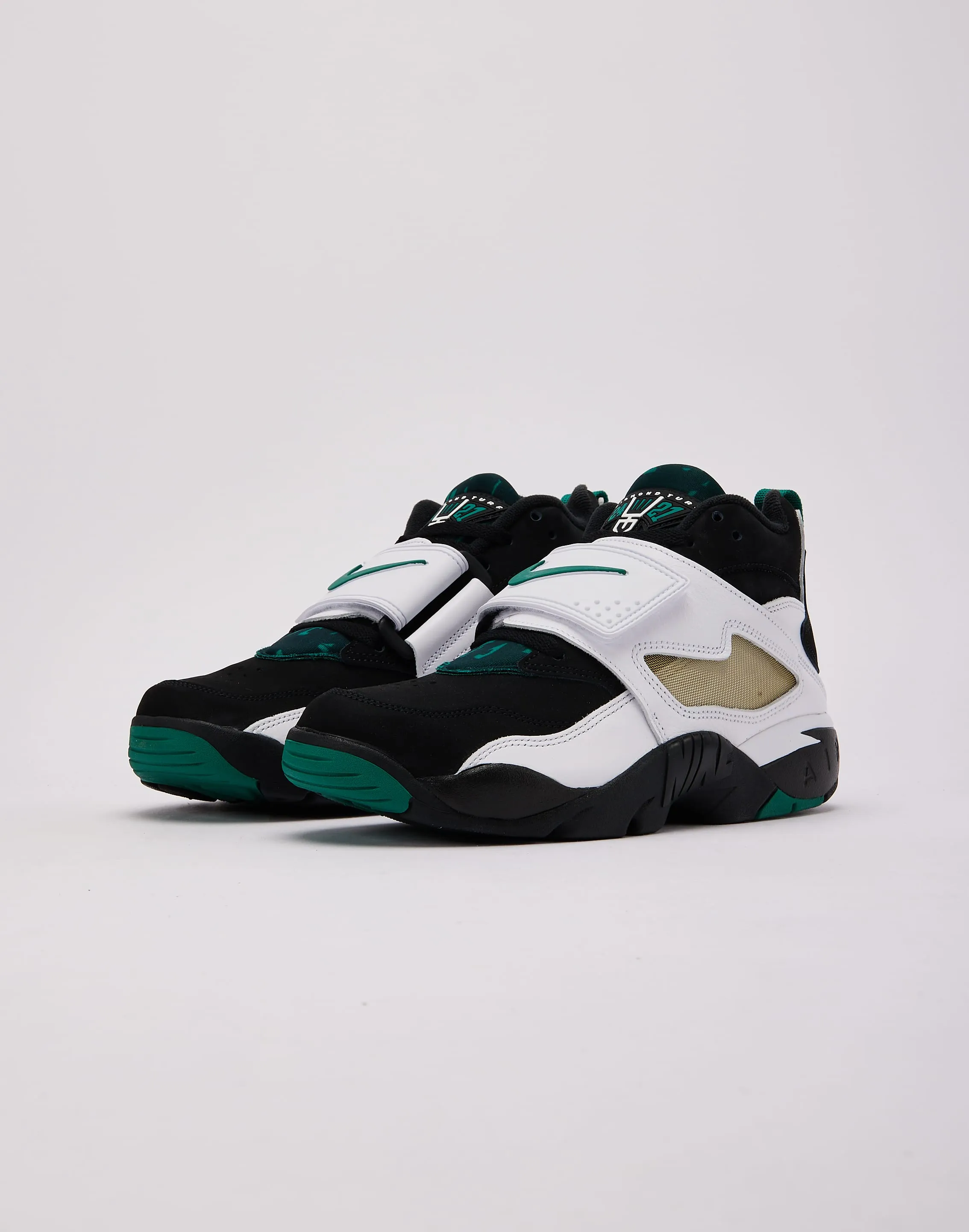 Cushioned traction sporty - style Nike Air Diamond Turf '93