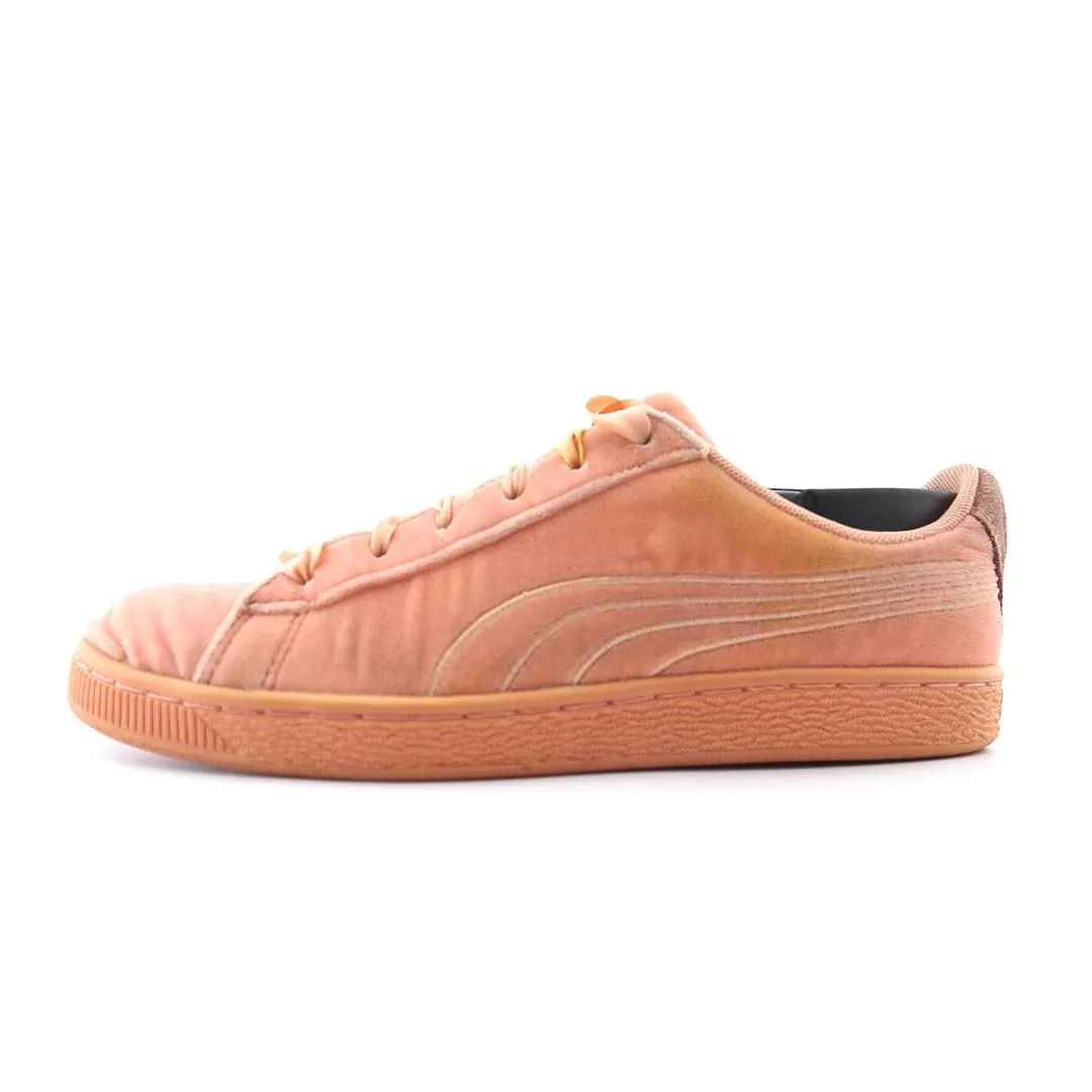 Timeless Look PUMA BASKET CLASSIC JR