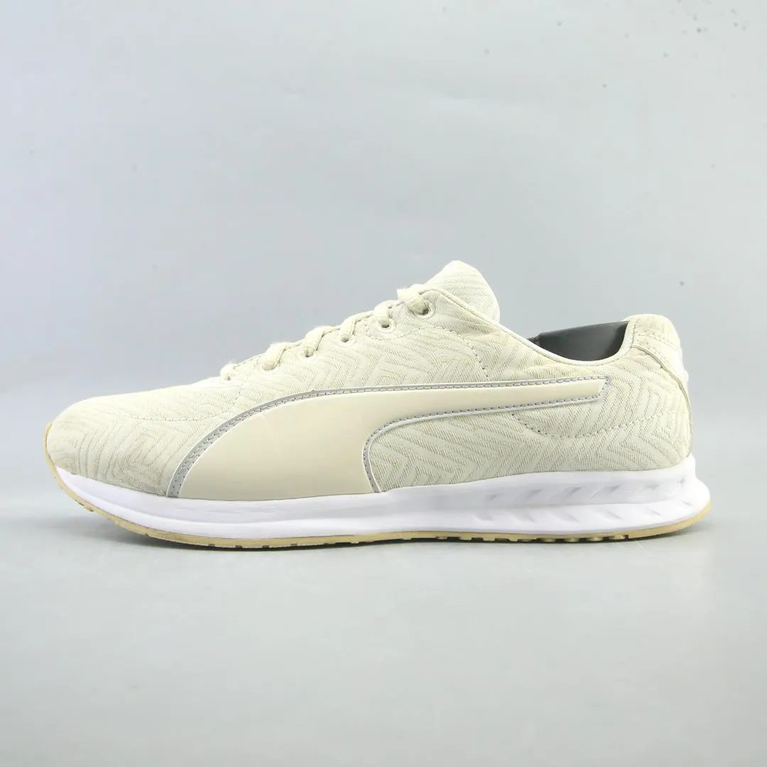 Lightweight Build PUMA BURST CHEVRON