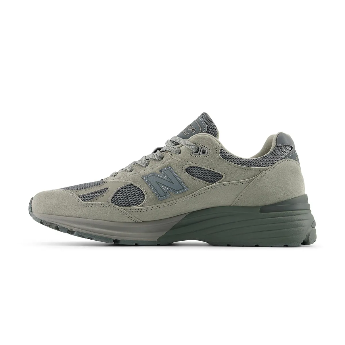 in UK   thisisneverthat 991v2 'Grey' Grace Walk
