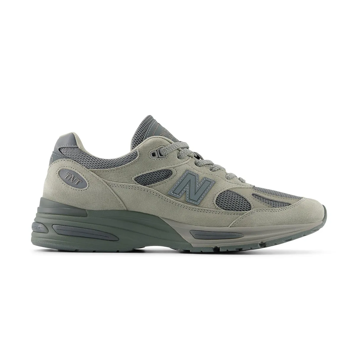 Pool Ready in UK   thisisneverthat 991v2 'Grey'