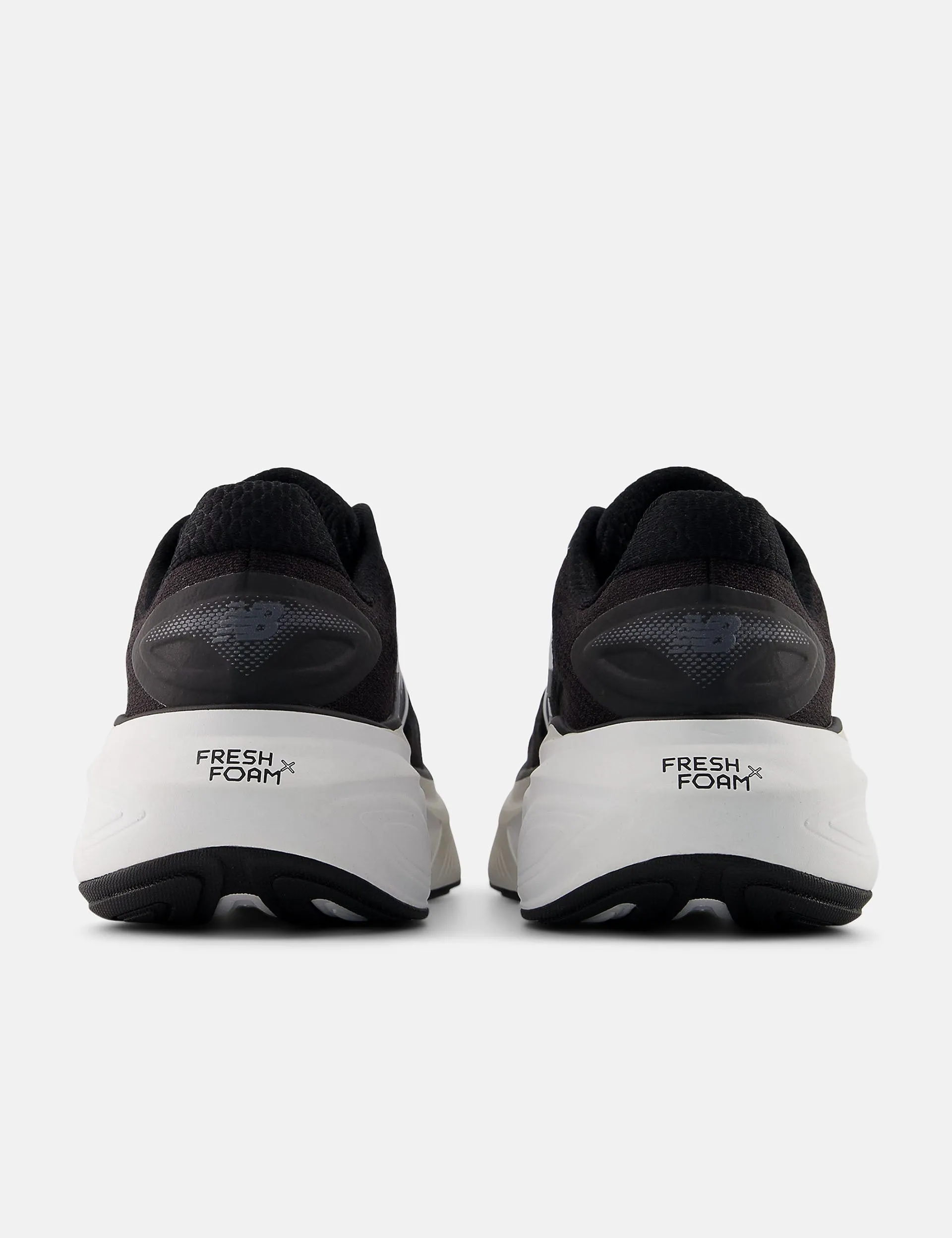 Fresh Foam X More v6 Shoes - Black Comfortable Toe