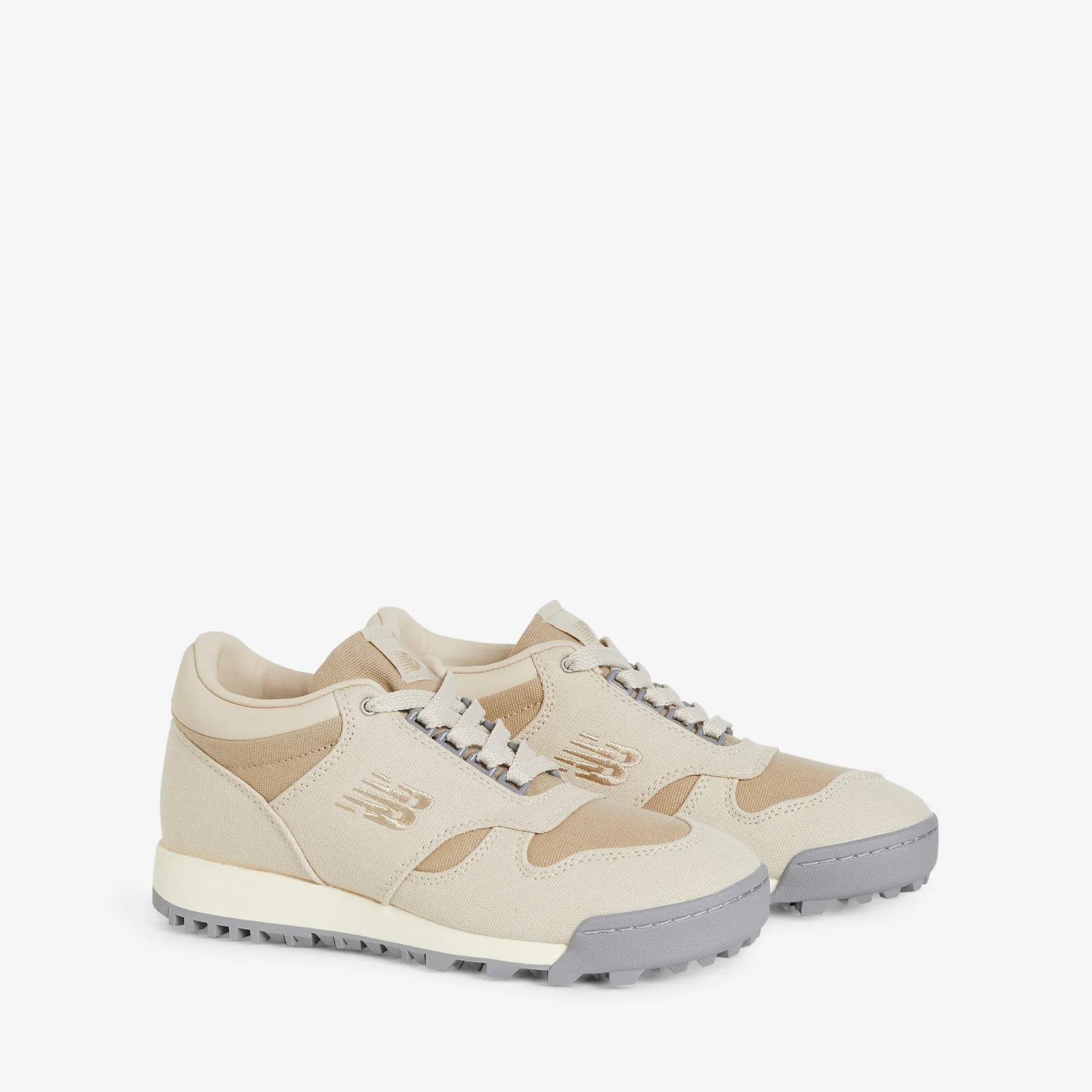 Hydraulic Heel Cushioning Ethical Manufacturing Rainier Low Sandstone | Incense | Team Away Grey