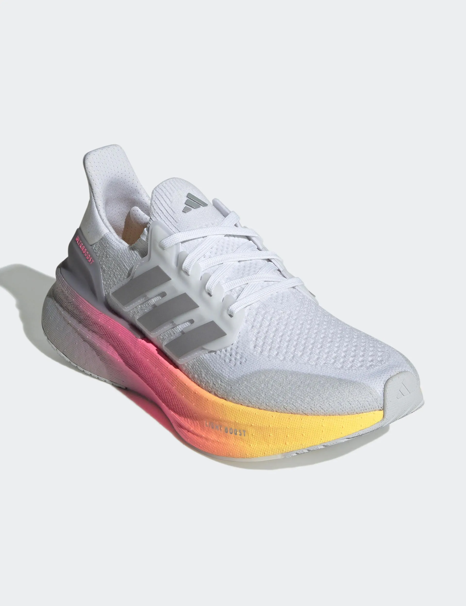 Ultraboost 5 Shoes - Cloud White/Glory Grey/Lucid Pink sports lovers' desire running with a wide toe box
