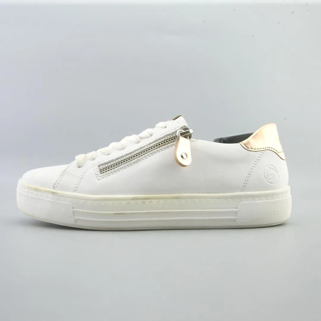 Slip-On Style RIEKER TAMARIS