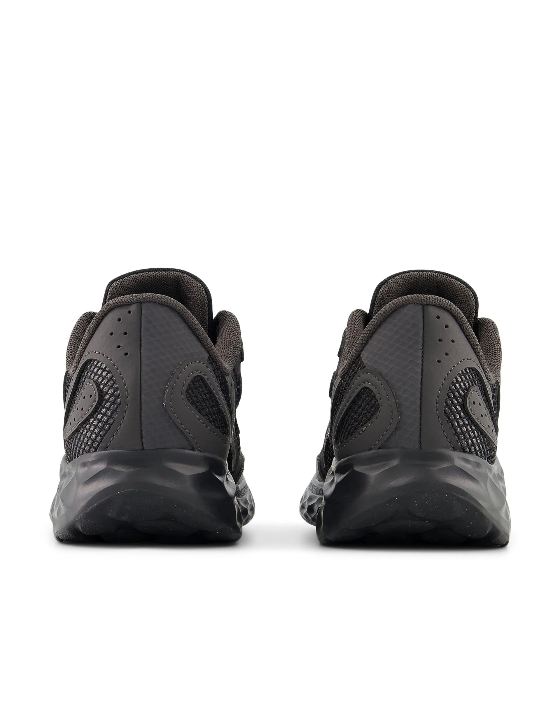 Fresh Foam Arishi v4 - Black competitive event shoe purpose walking shoes