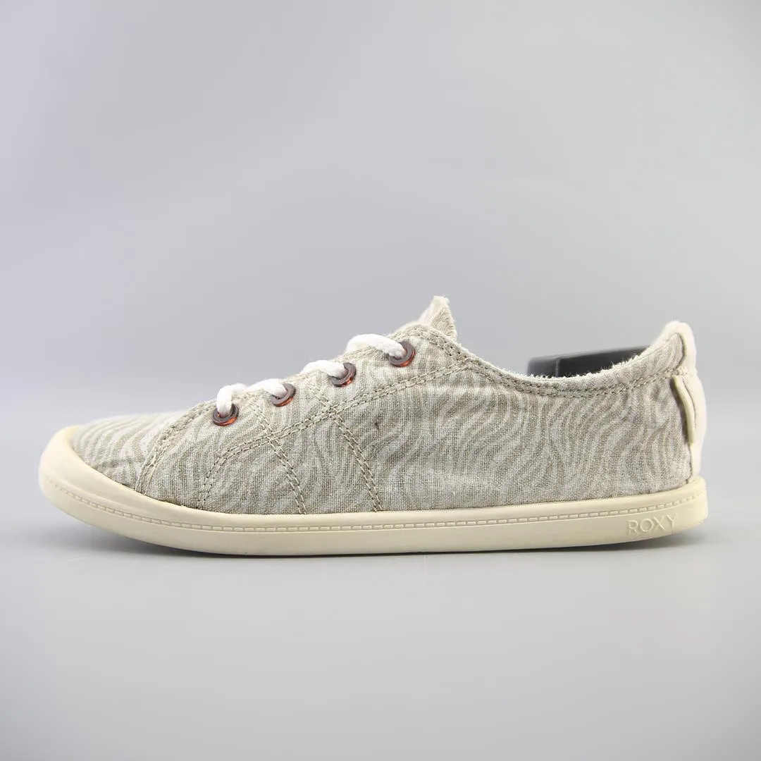 ROXY BAYSHORE Clean Aesthetic On Foot