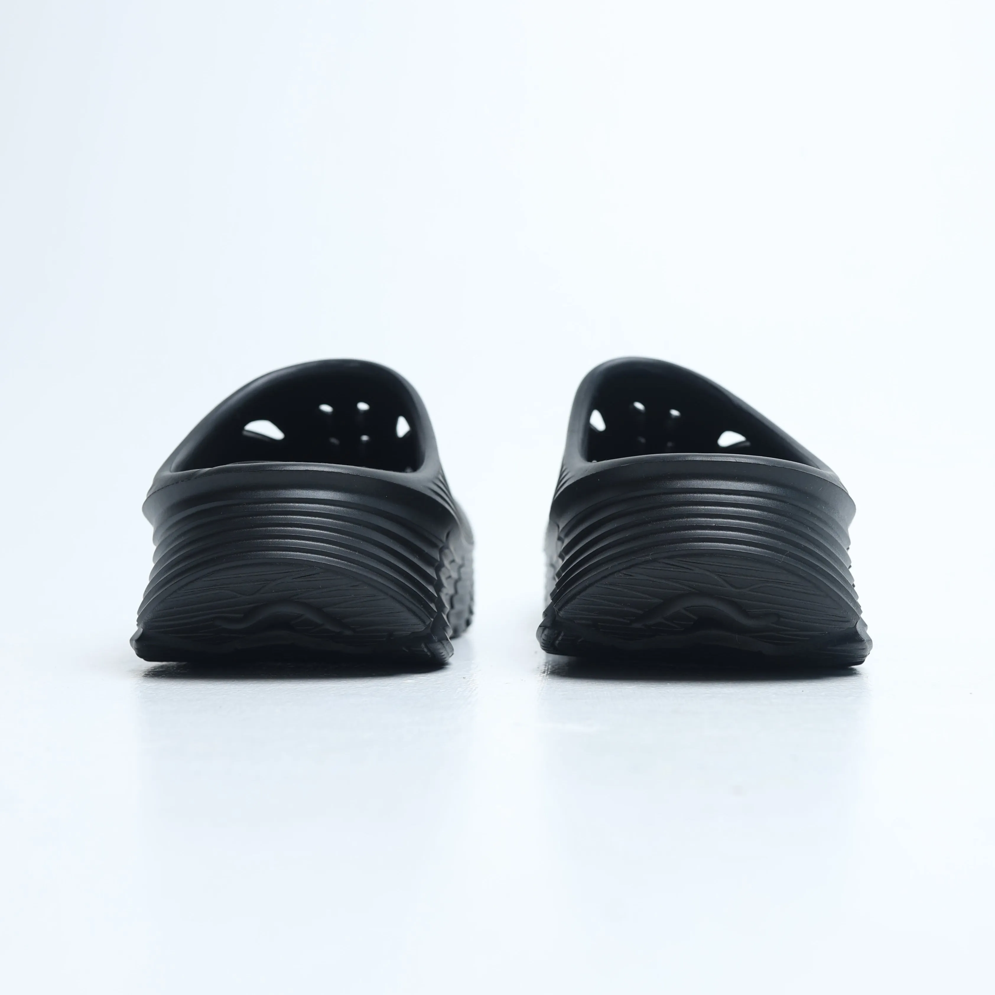 Hoka - Men's Slides III - Black mesh material